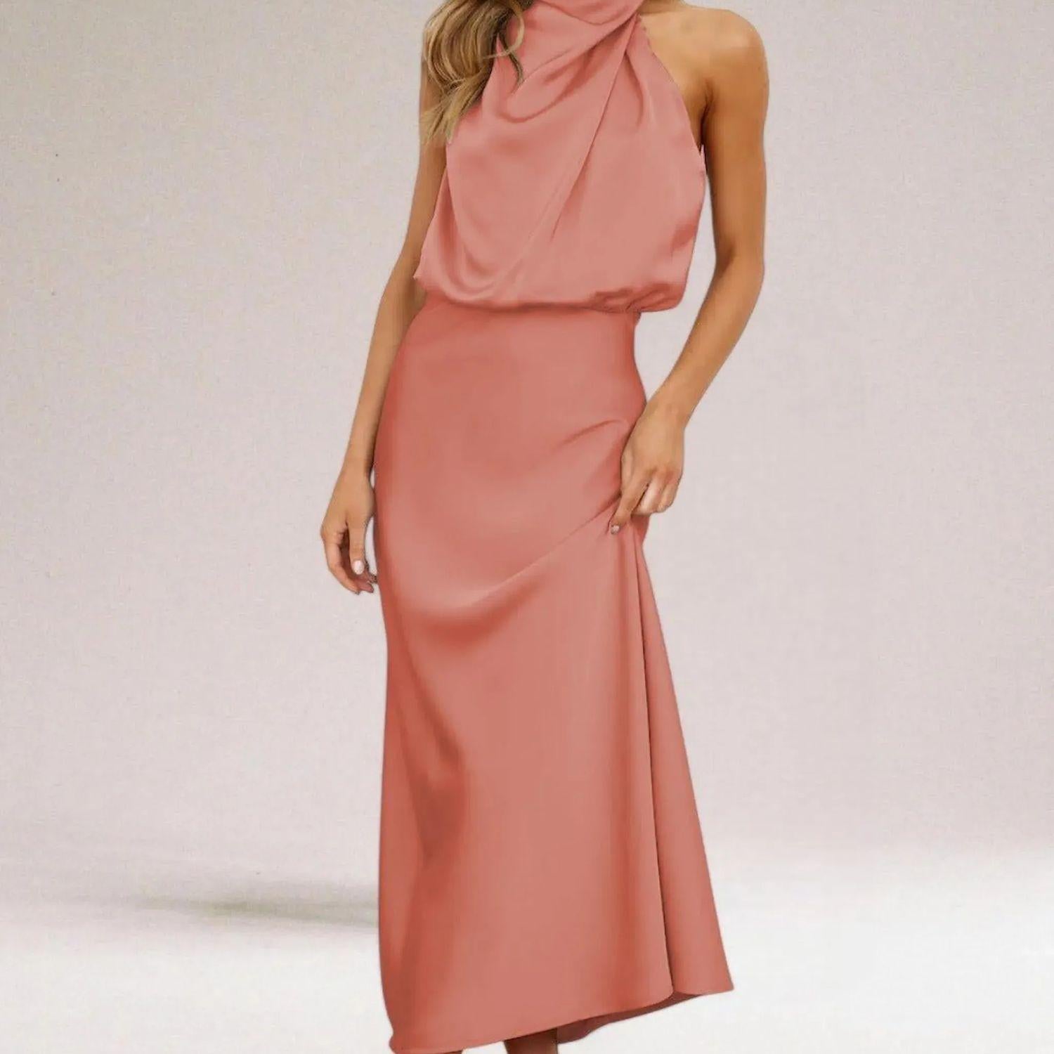 Éclat Élégant | Robe Satinée Décolleté Halter pour Soirée