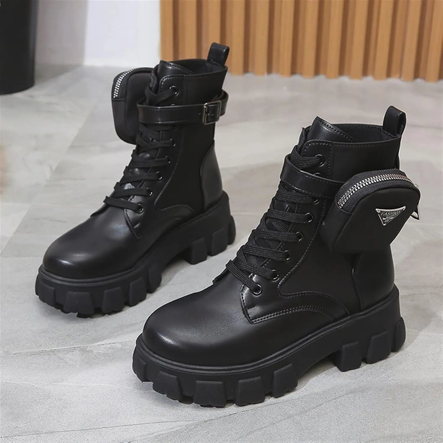 Cavalière Chic | Bottes de Biker Élégantes pour Femmes et Confort