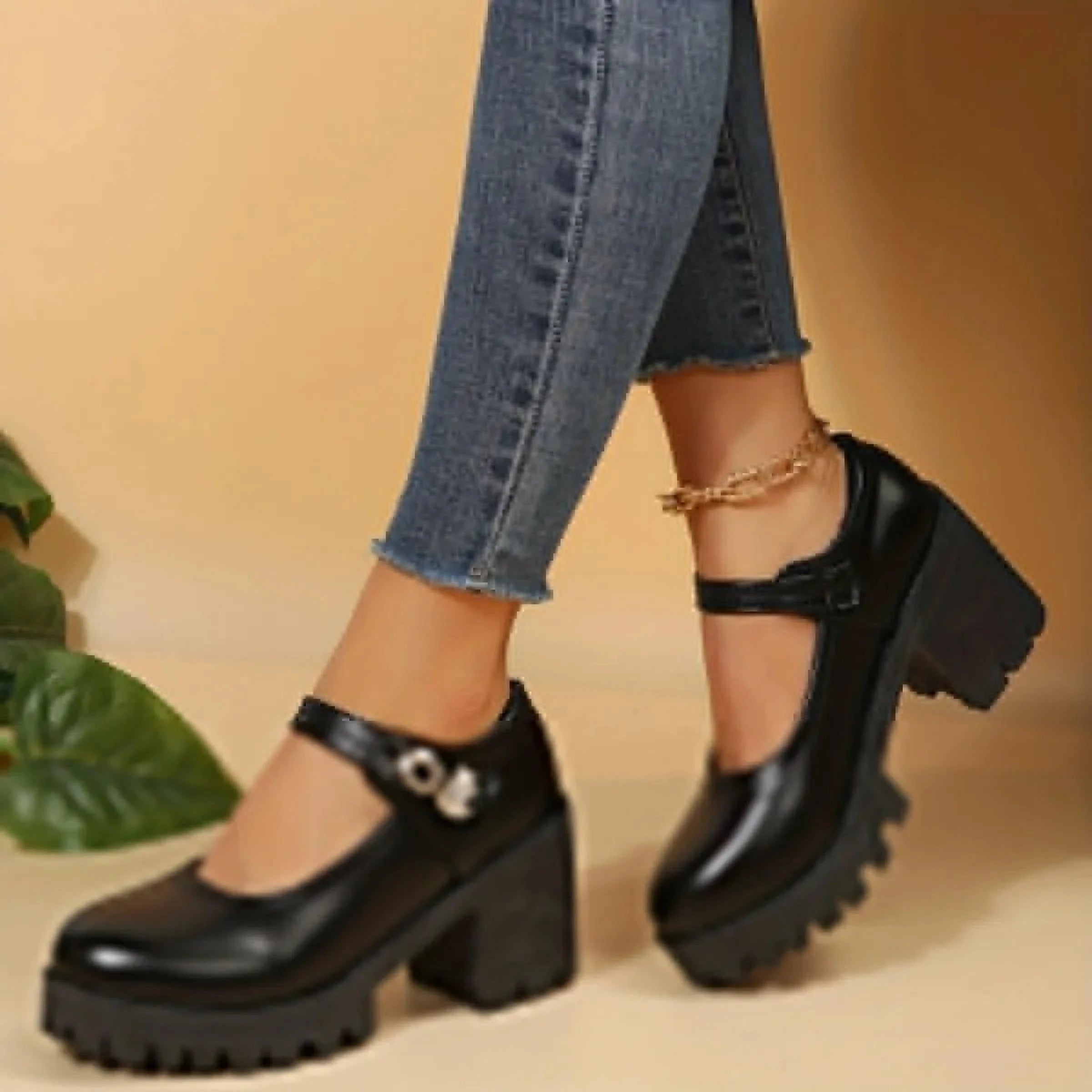 Cléa Noble | Chunky heel platform pumps