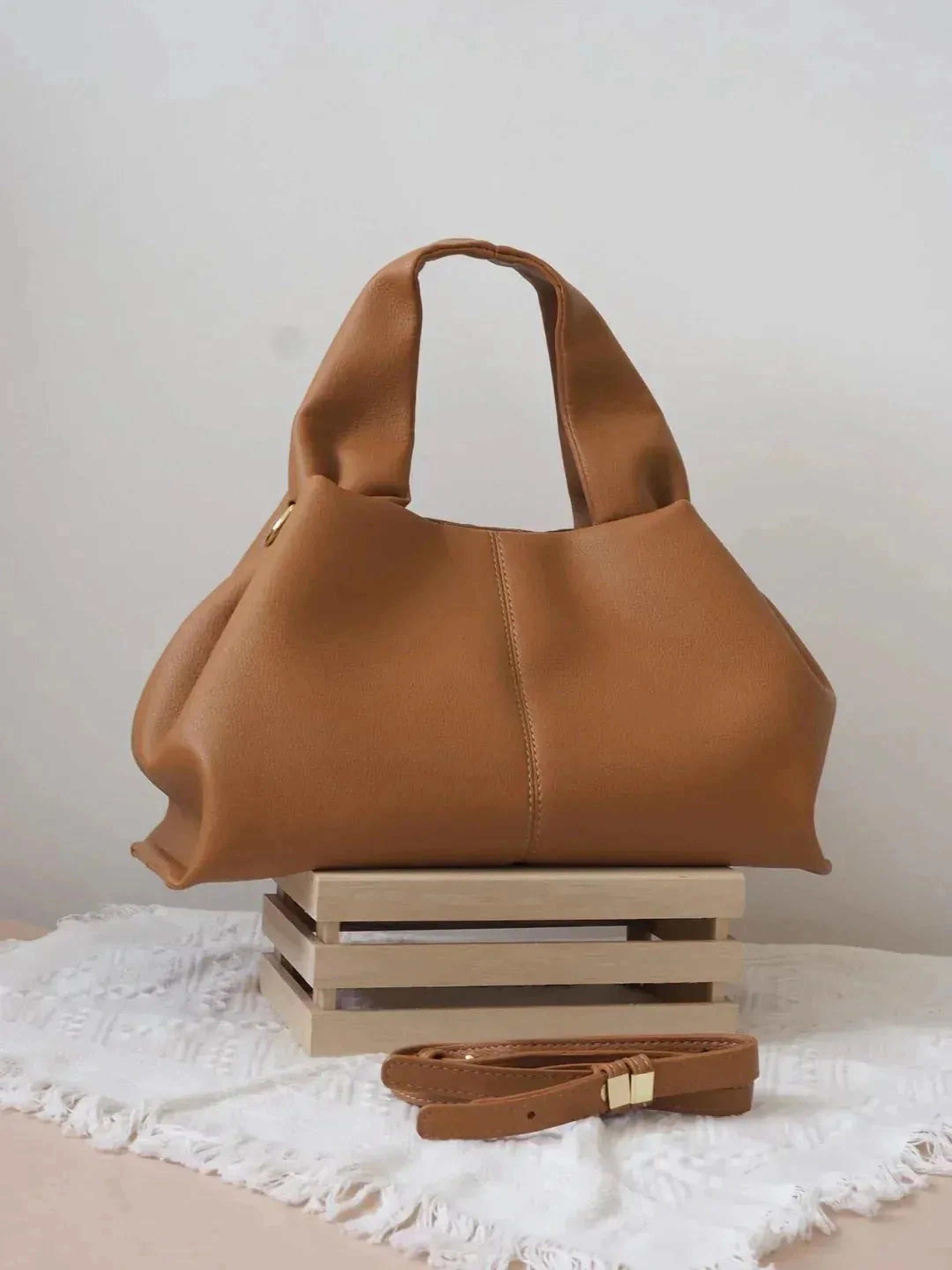 Élégance Porté Main | Sac à main chic en PU pour femmes
