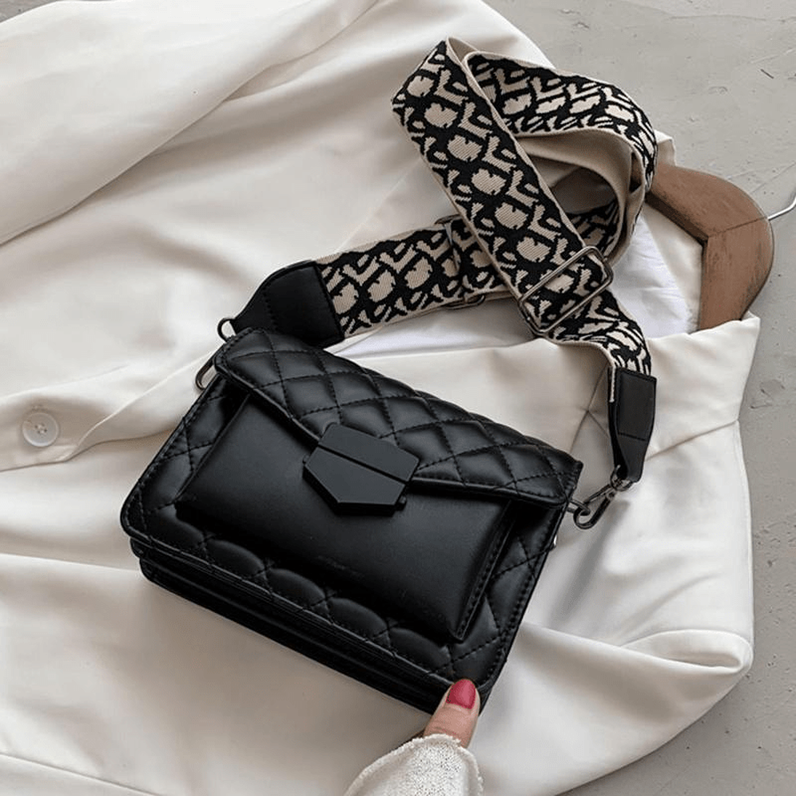 Élégance Portée | Sac à Bandoulière Chic pour Femme