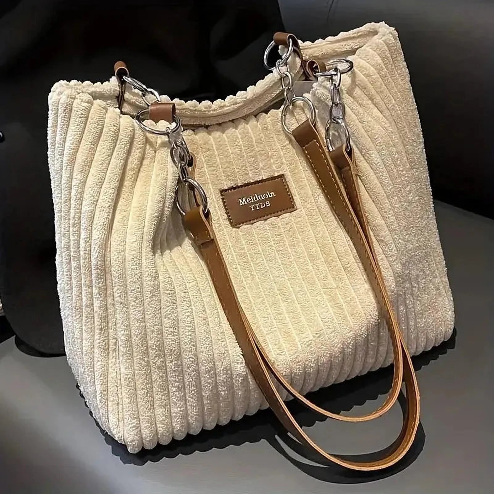 Élégance Pratique | Sac Tote Chic pour Femmes Actives