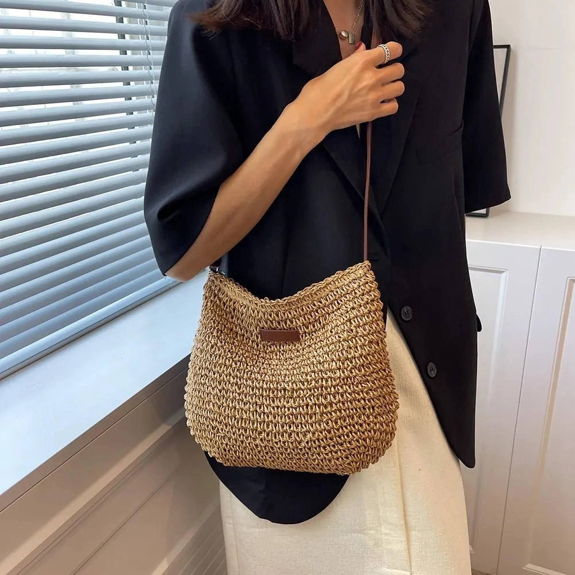 Élégance Tressée | Sac en Bandoulière Raphia pour Femmes