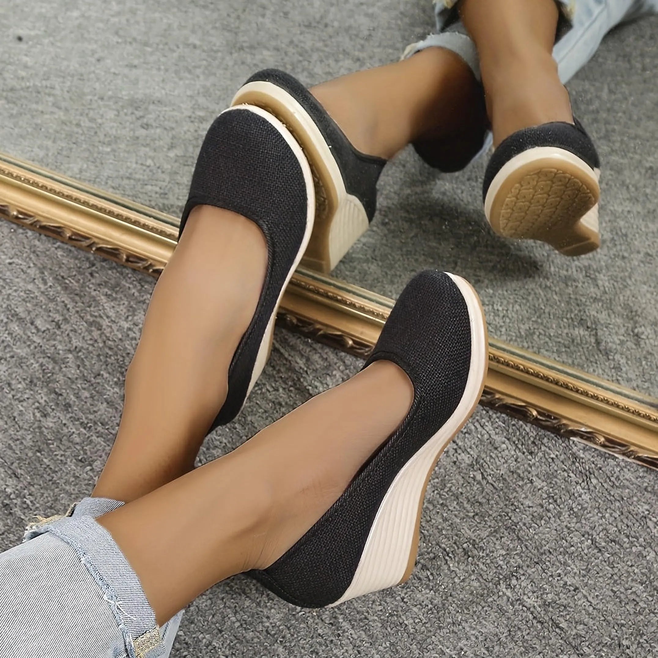 Liora Ventis | Chaussures femme à enfiler respirantes compensées