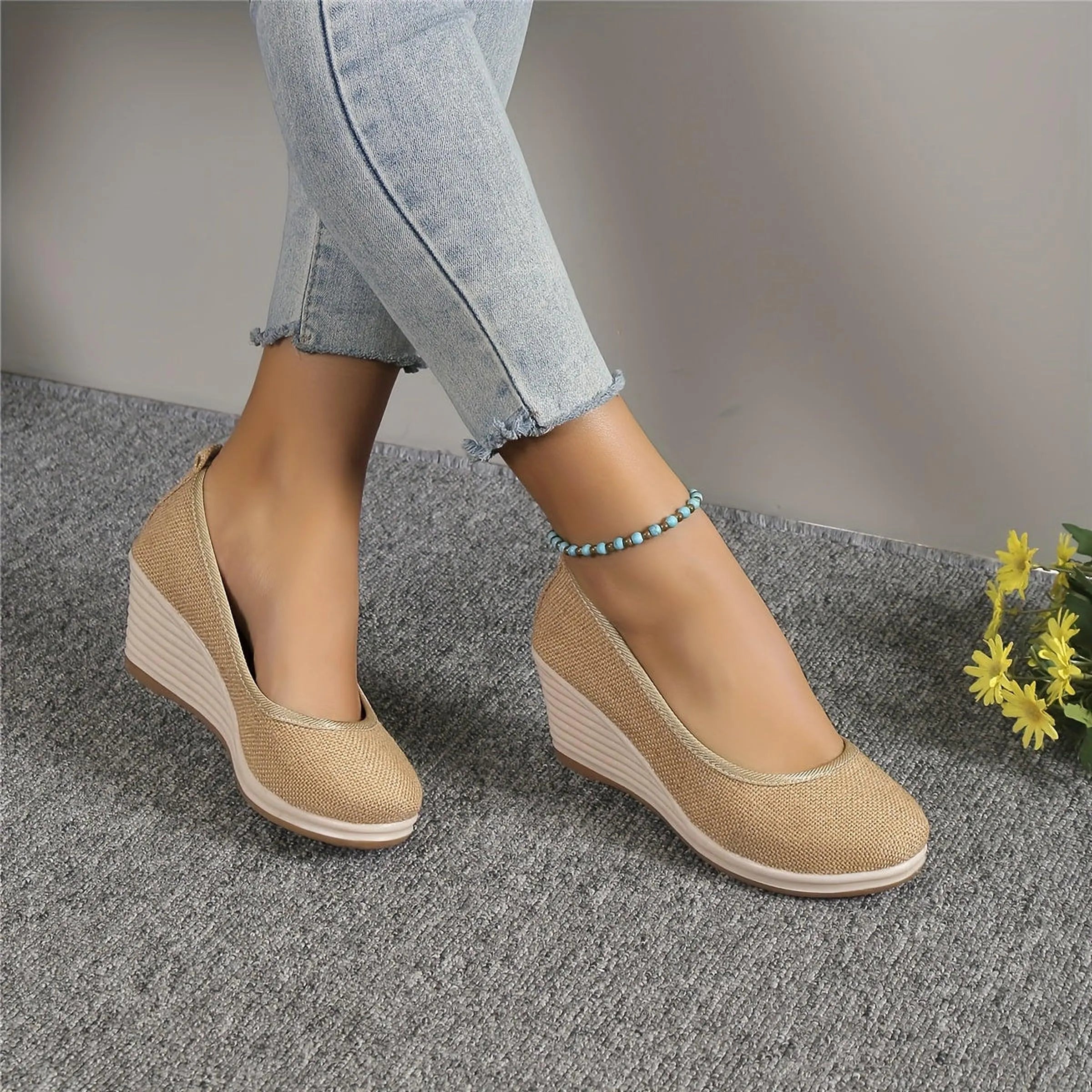 Liora Ventis | Chaussures femme à enfiler respirantes compensées