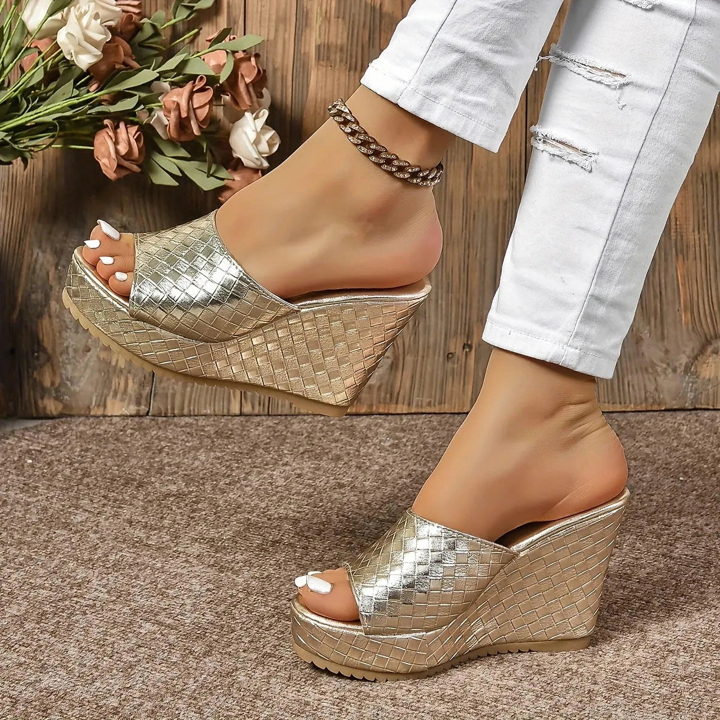 Saphira Claire | Sandales compensées peep-toe élégantes pour femmes