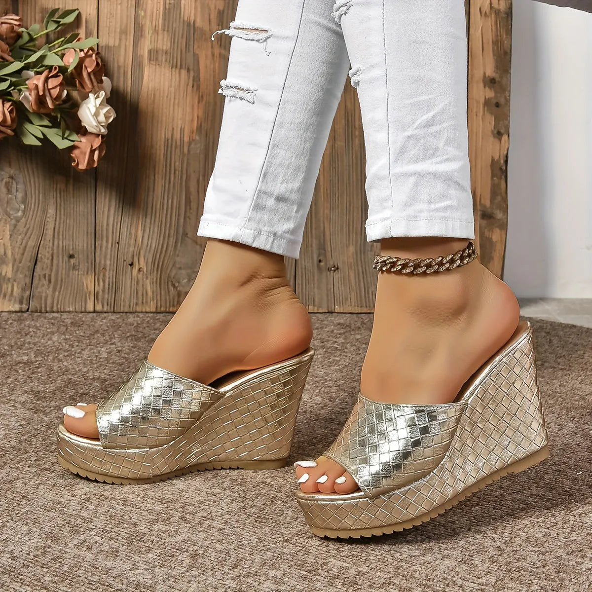 Saphira Claire | Sandales compensées peep-toe élégantes pour femmes