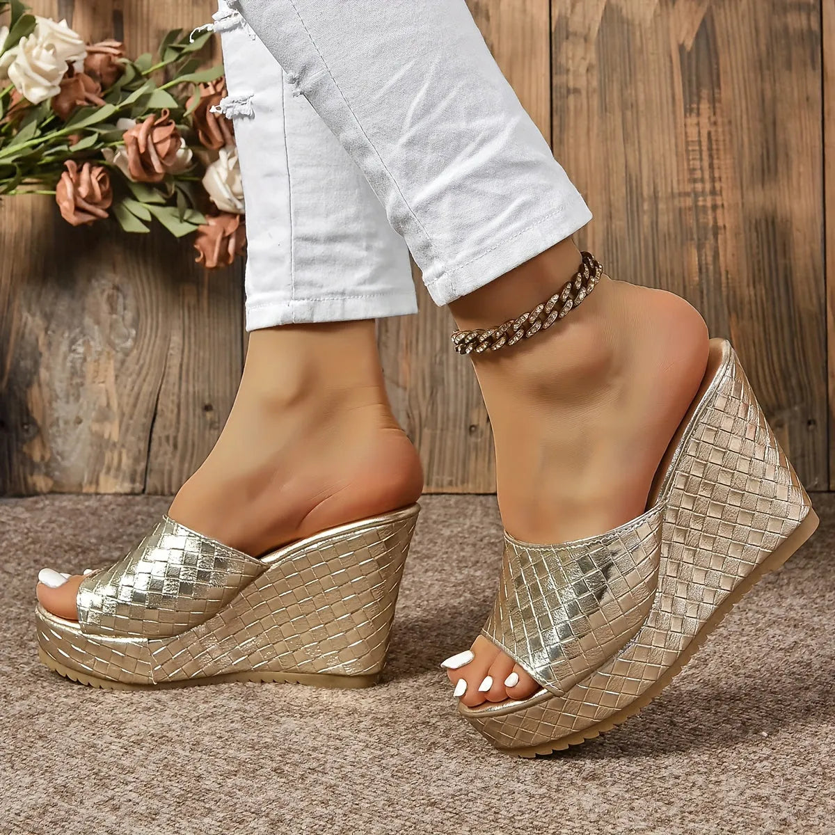Saphira Claire | Sandales compensées peep-toe élégantes pour femmes