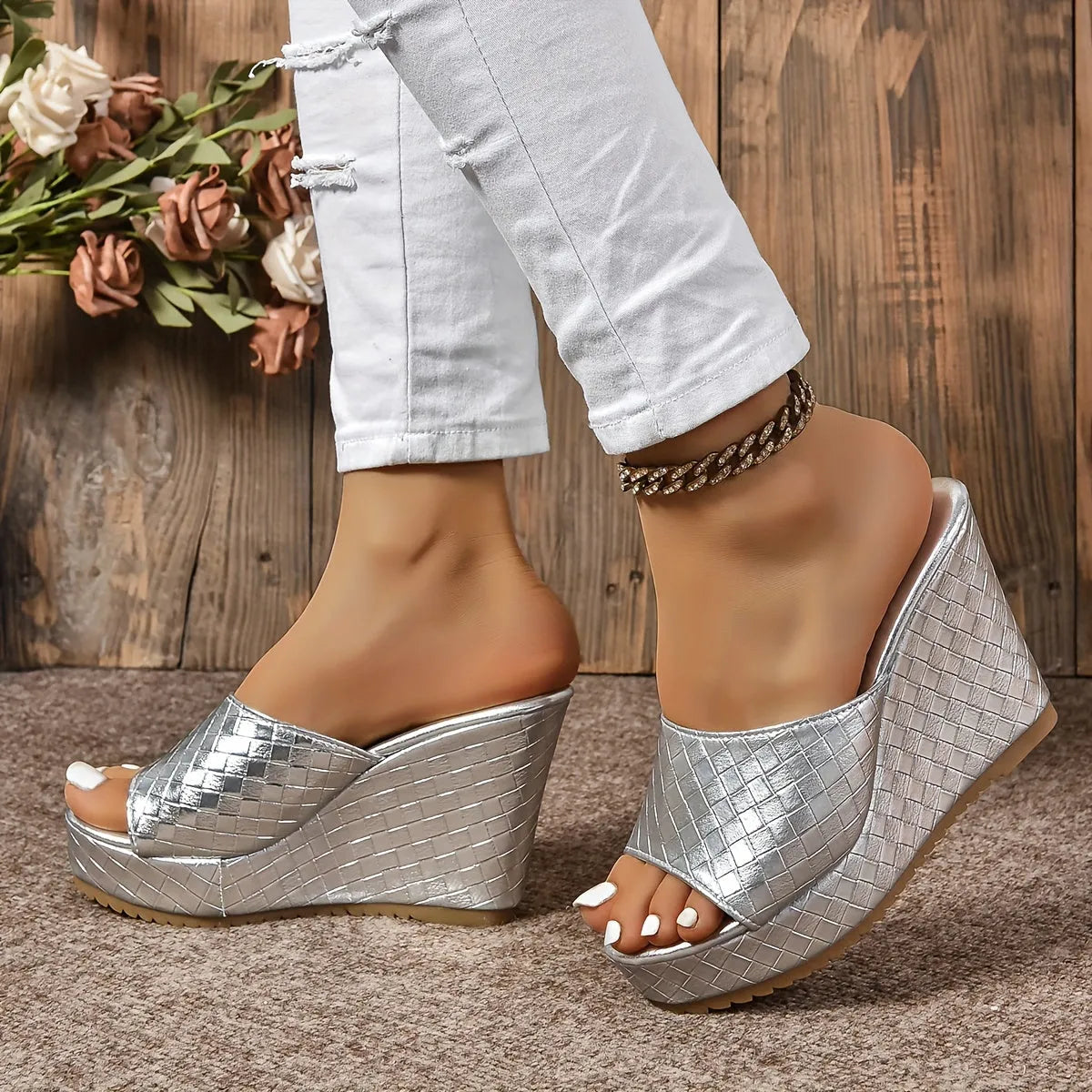 Saphira Claire | Sandales compensées peep-toe élégantes pour femmes