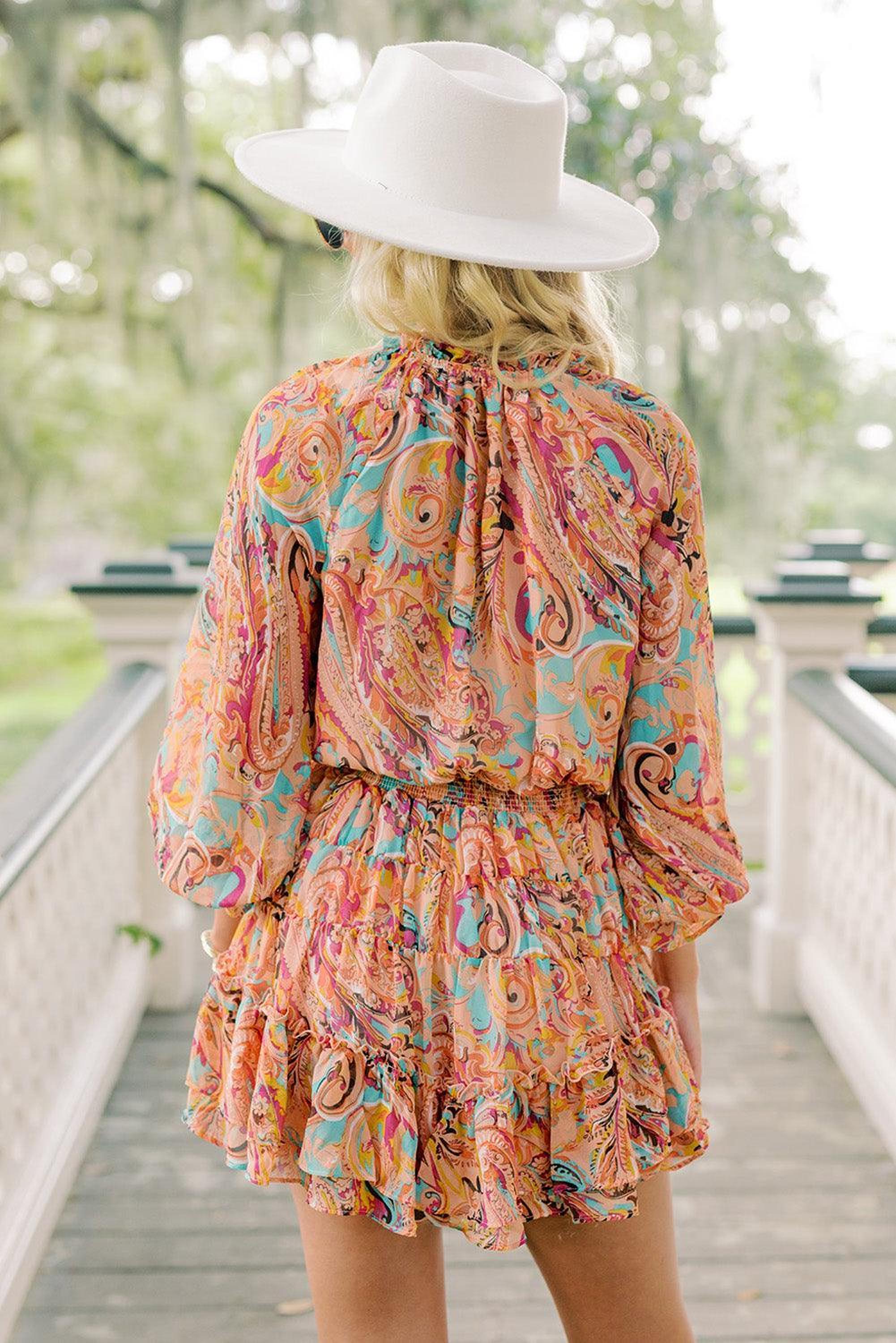 Robe à imprimé cachemire avec des franges élégantes