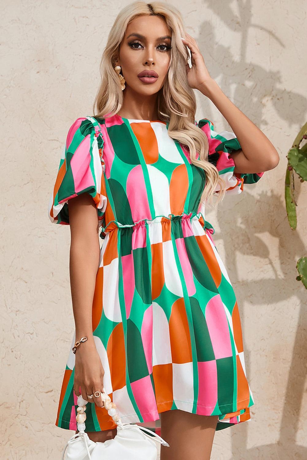 Robe avec imprimé abstrait et manches bouffantes