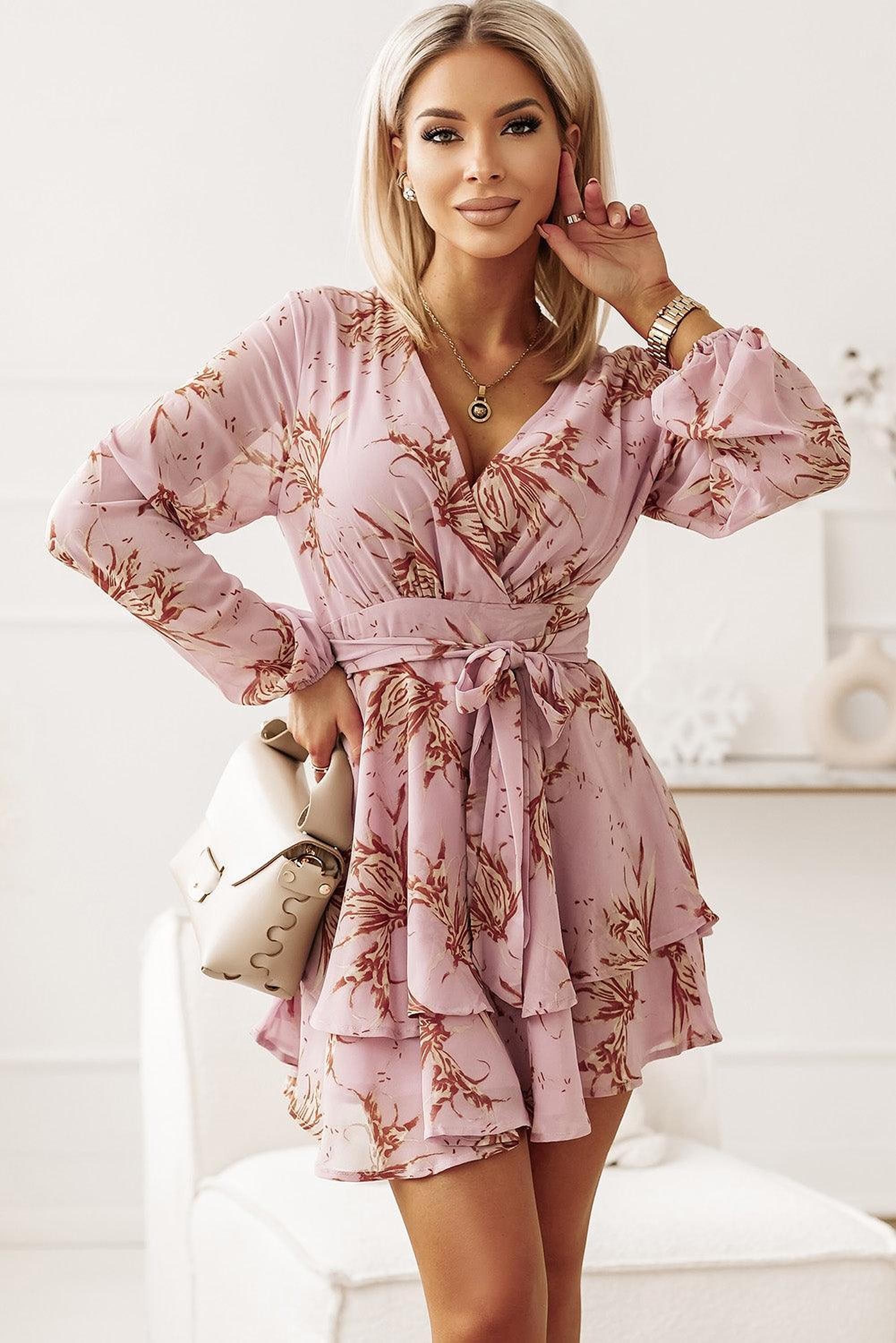 Robe à volants superposés avec motif fleuri