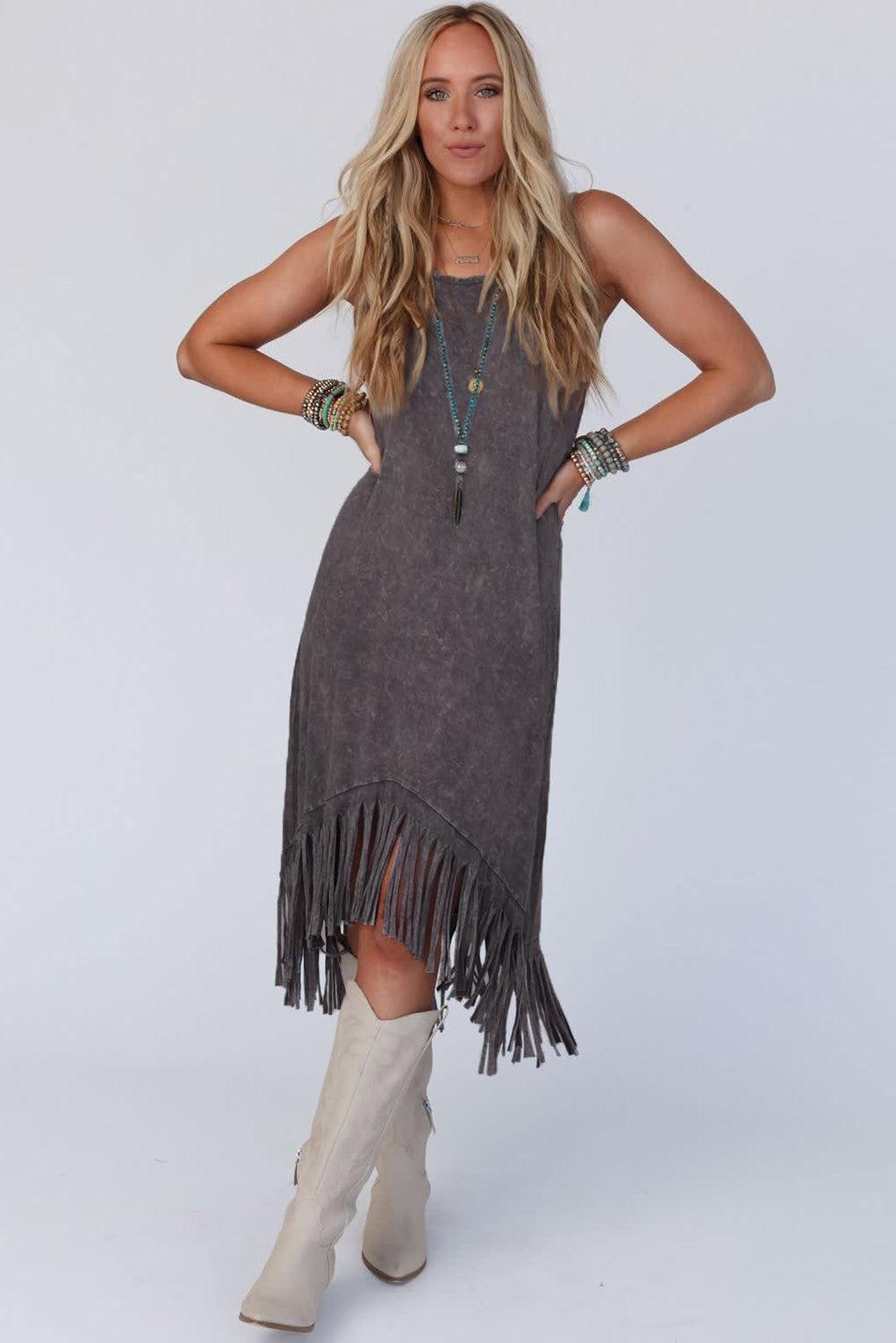 Robe sans manches avec décolleté rond et ourlet à franges