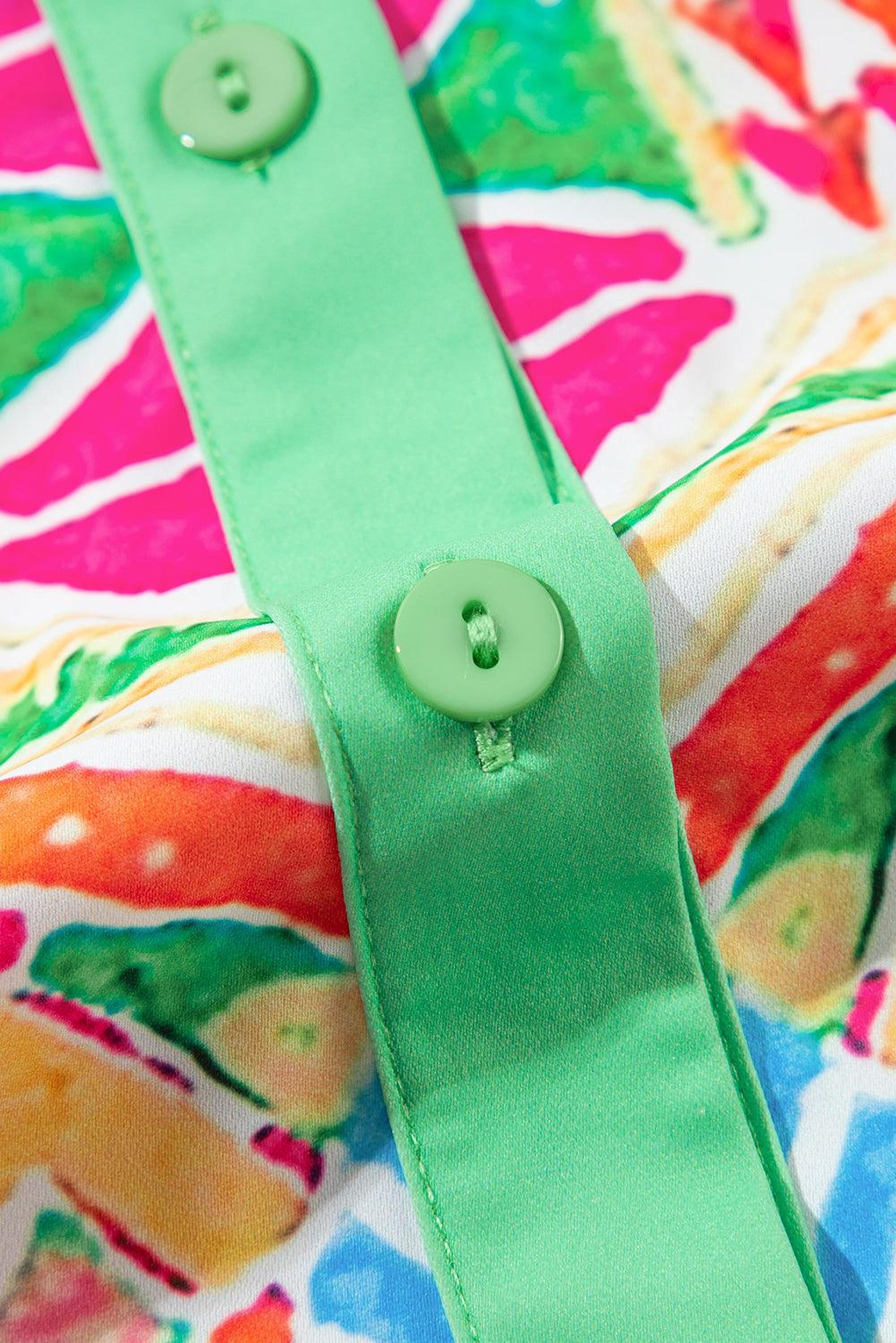 Robe mini à manches courtes avec imprimé géométrique contrasté