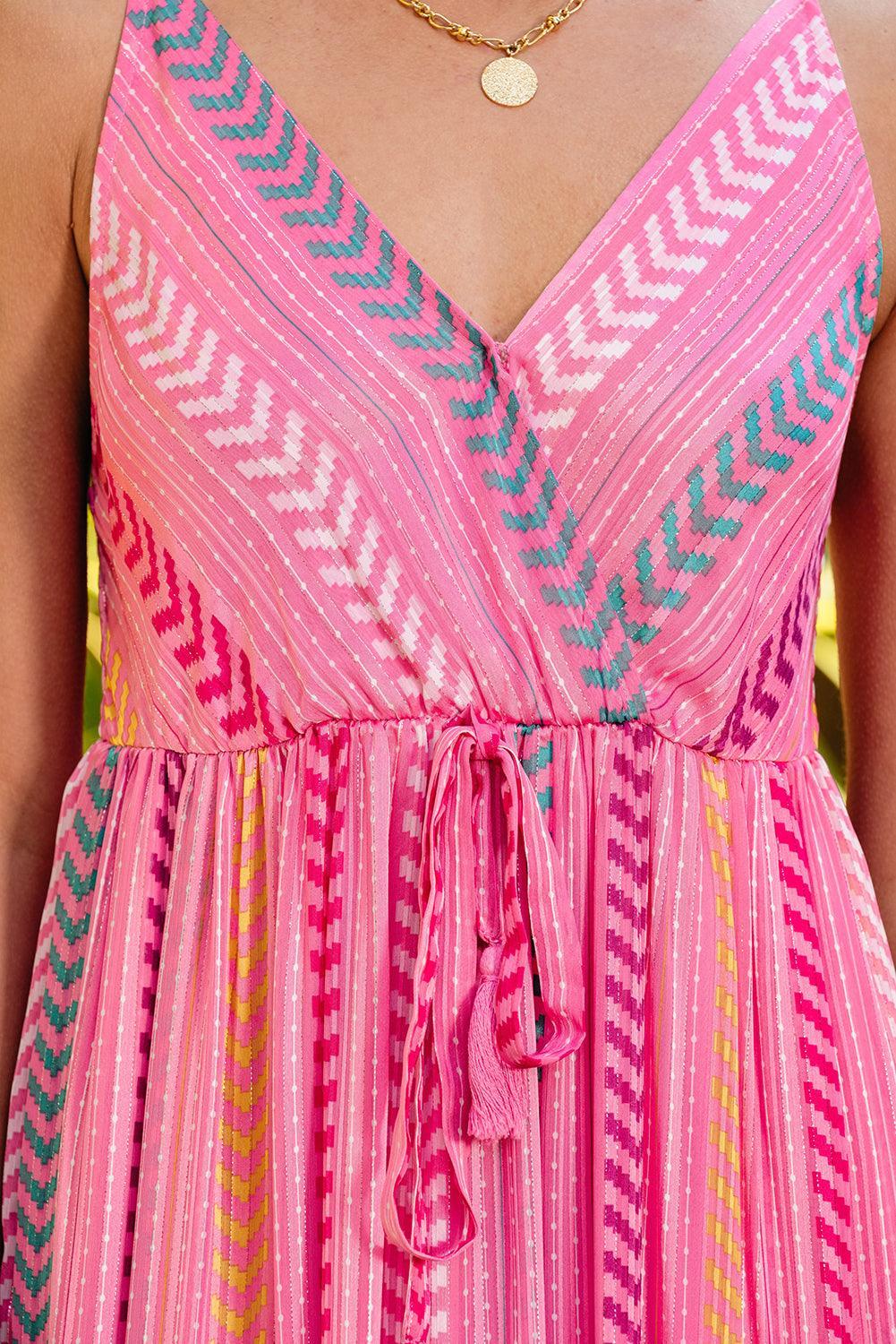 Robe maxi drapée avec franges pour un look bohème élégant