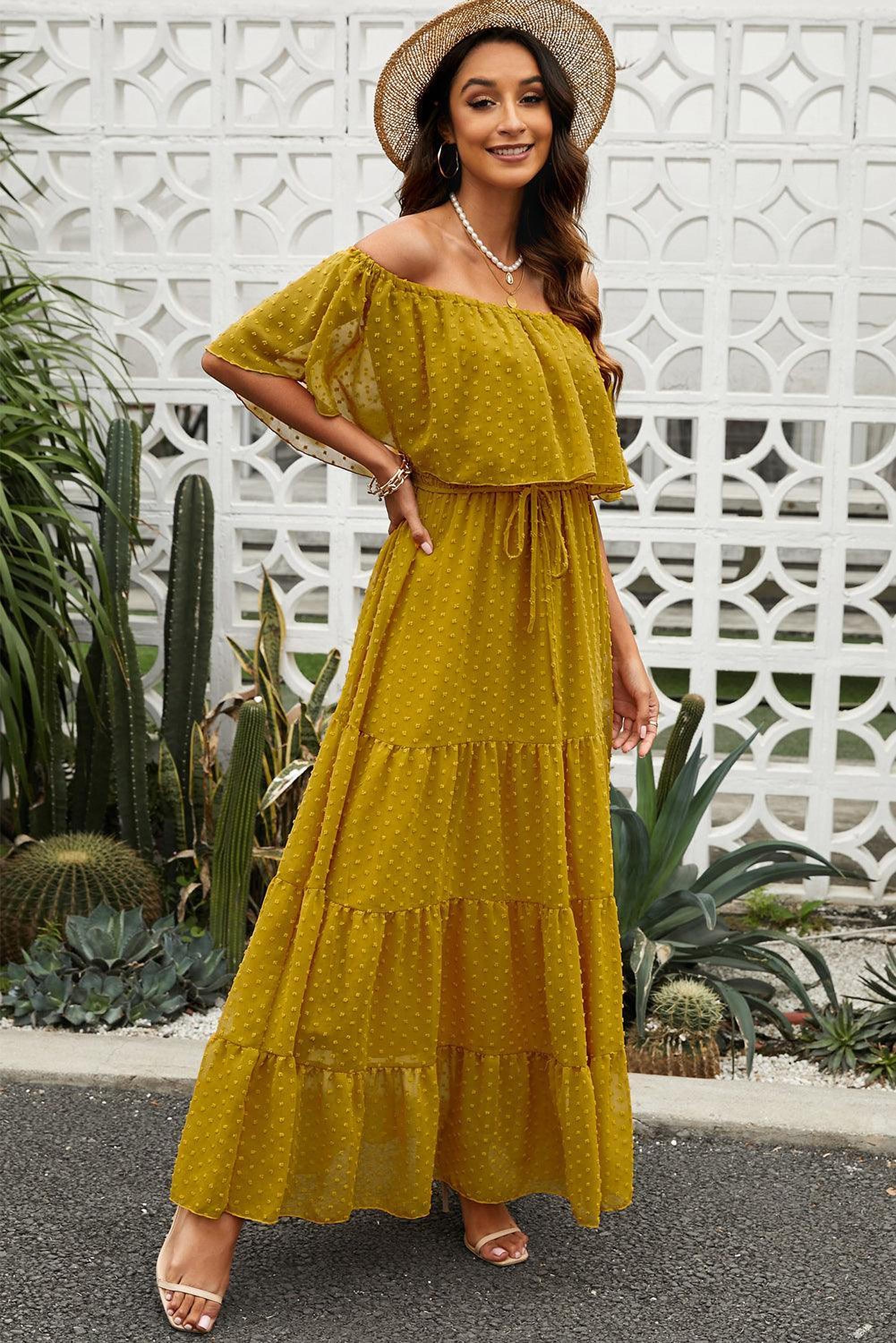 Robe maxi épaules dénudées avec motifs suisses