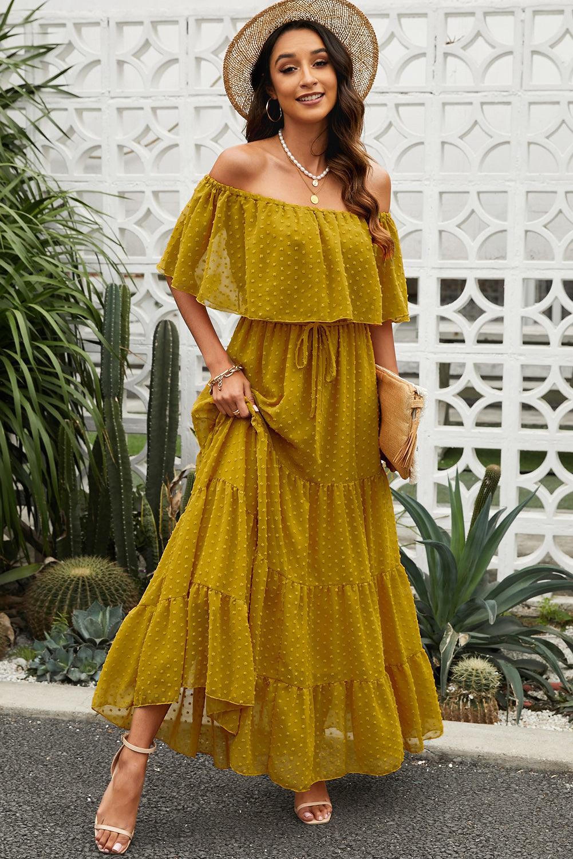 Robe maxi épaules dénudées avec motifs suisses