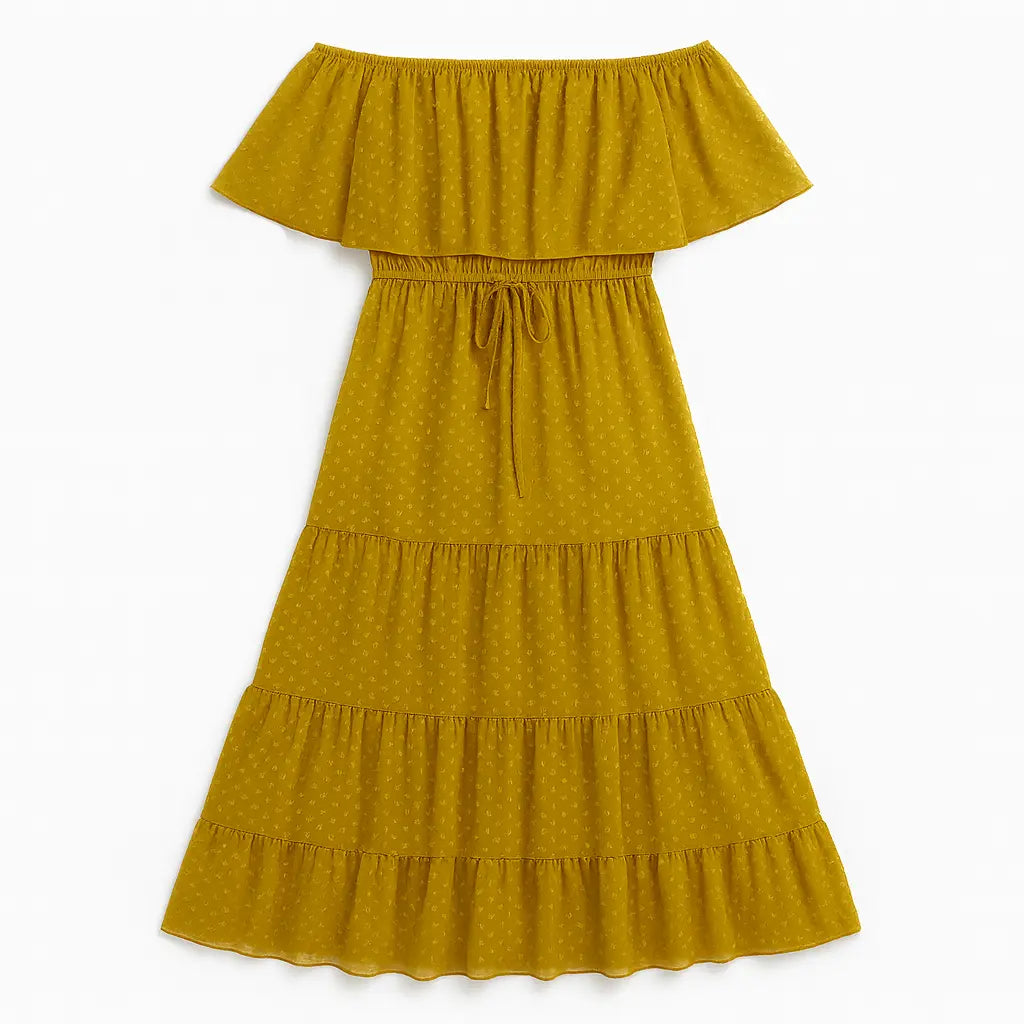 Élégance Bohème | Robe Maxi Épaules Dénudées avec Motifs Suisses