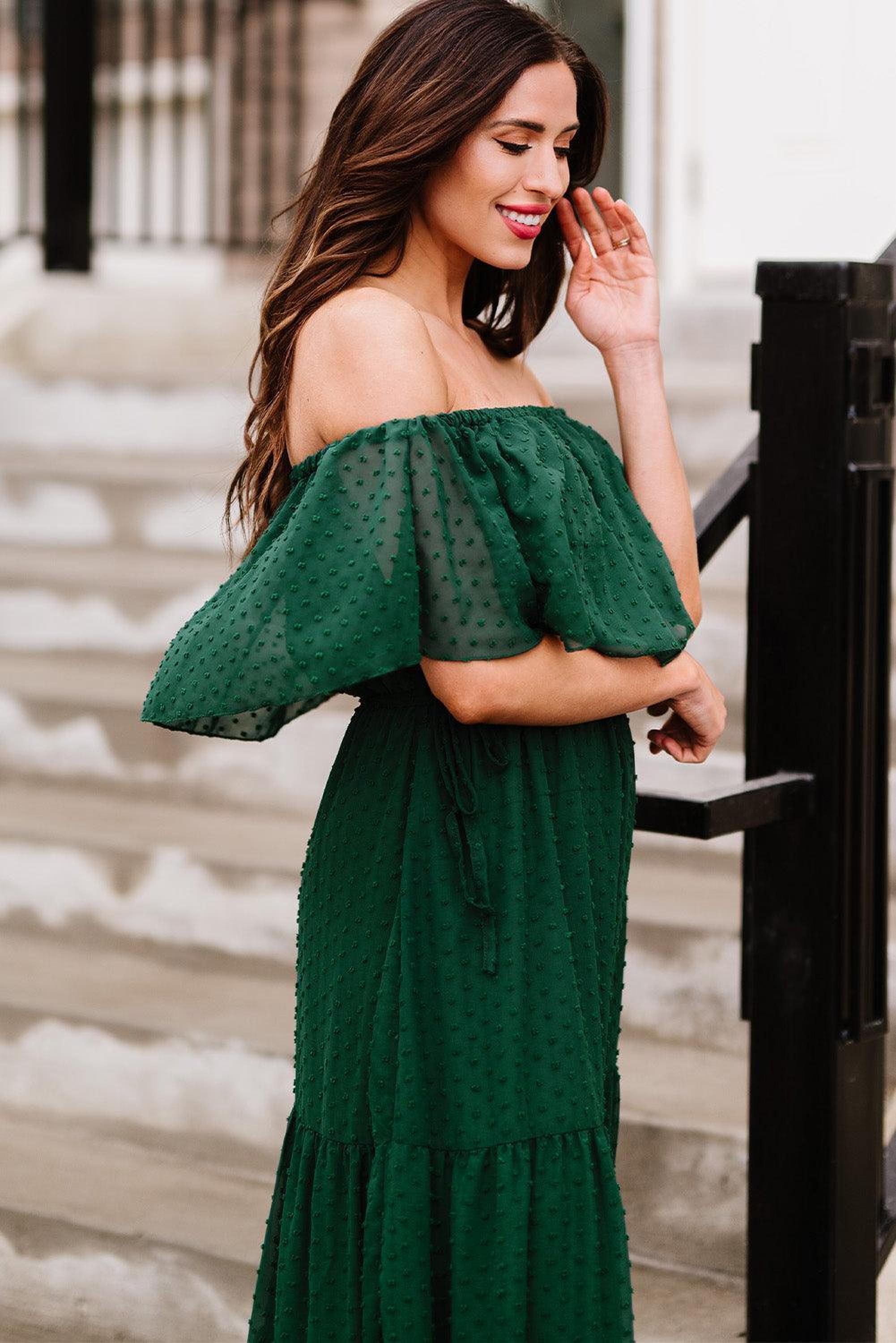 Robe maxi épaules dénudées avec motifs suisses