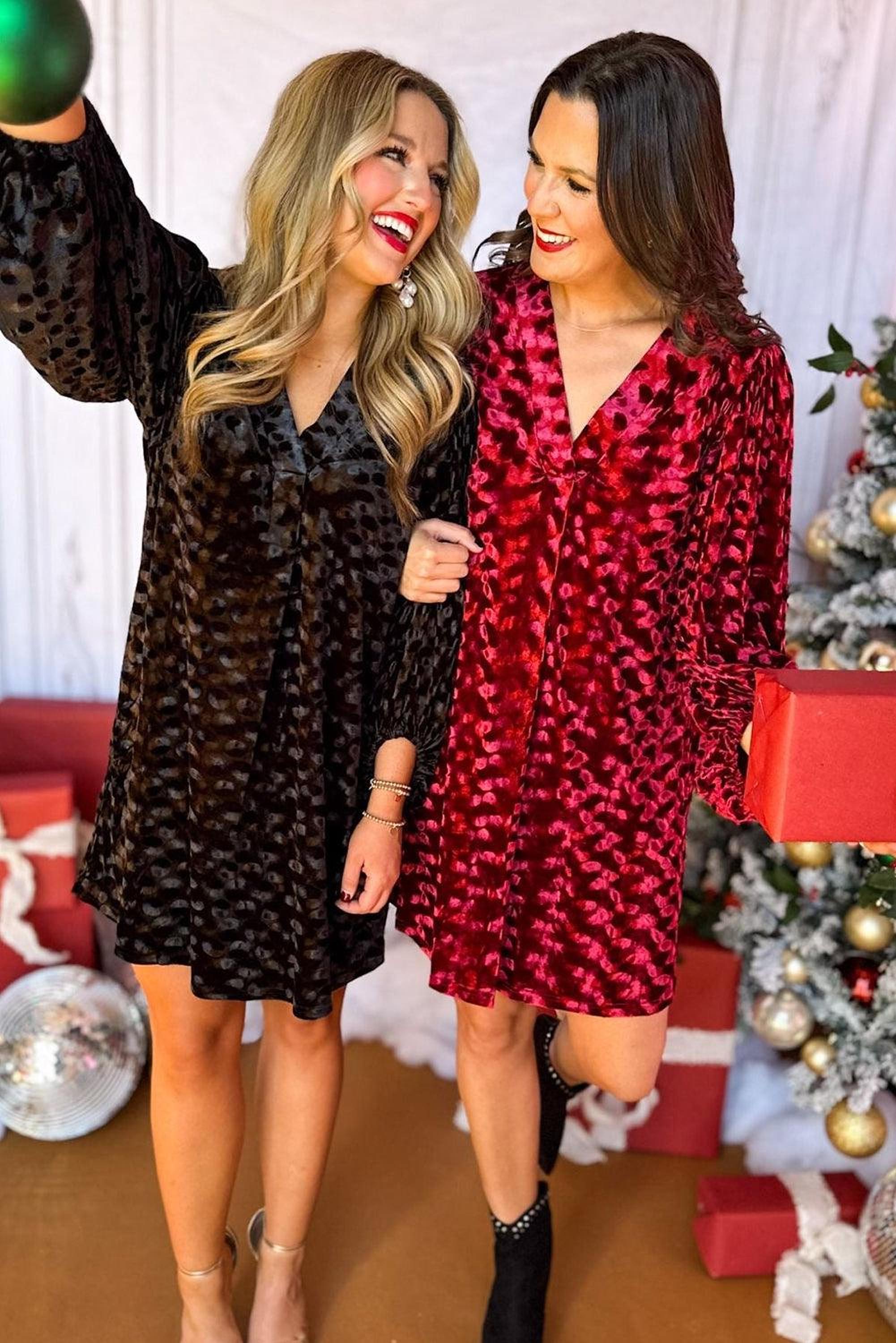 Mini robe en velours élégante avec col en V et manches ballon