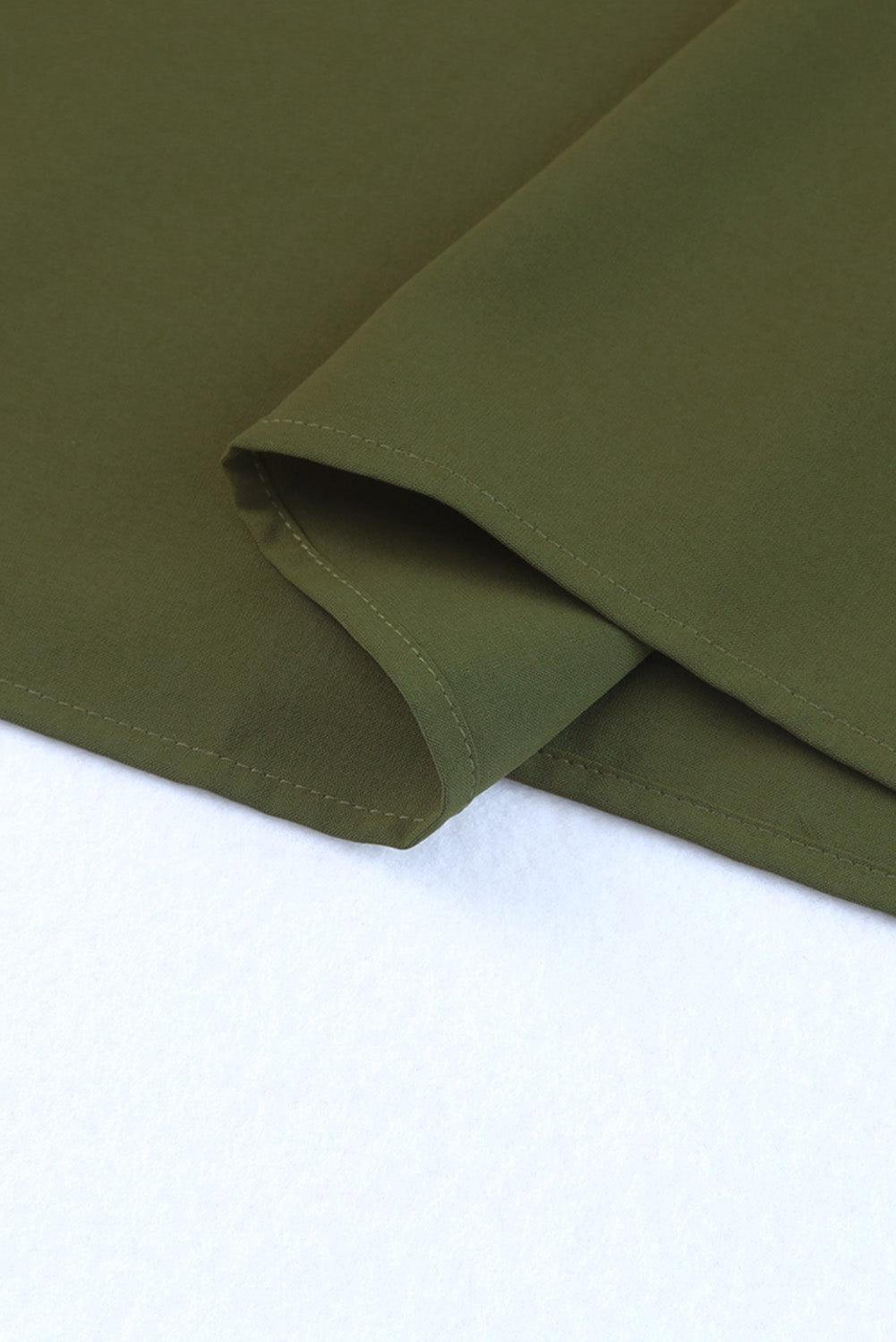 Mini-robe élégante à col V profond avec manches à volants
