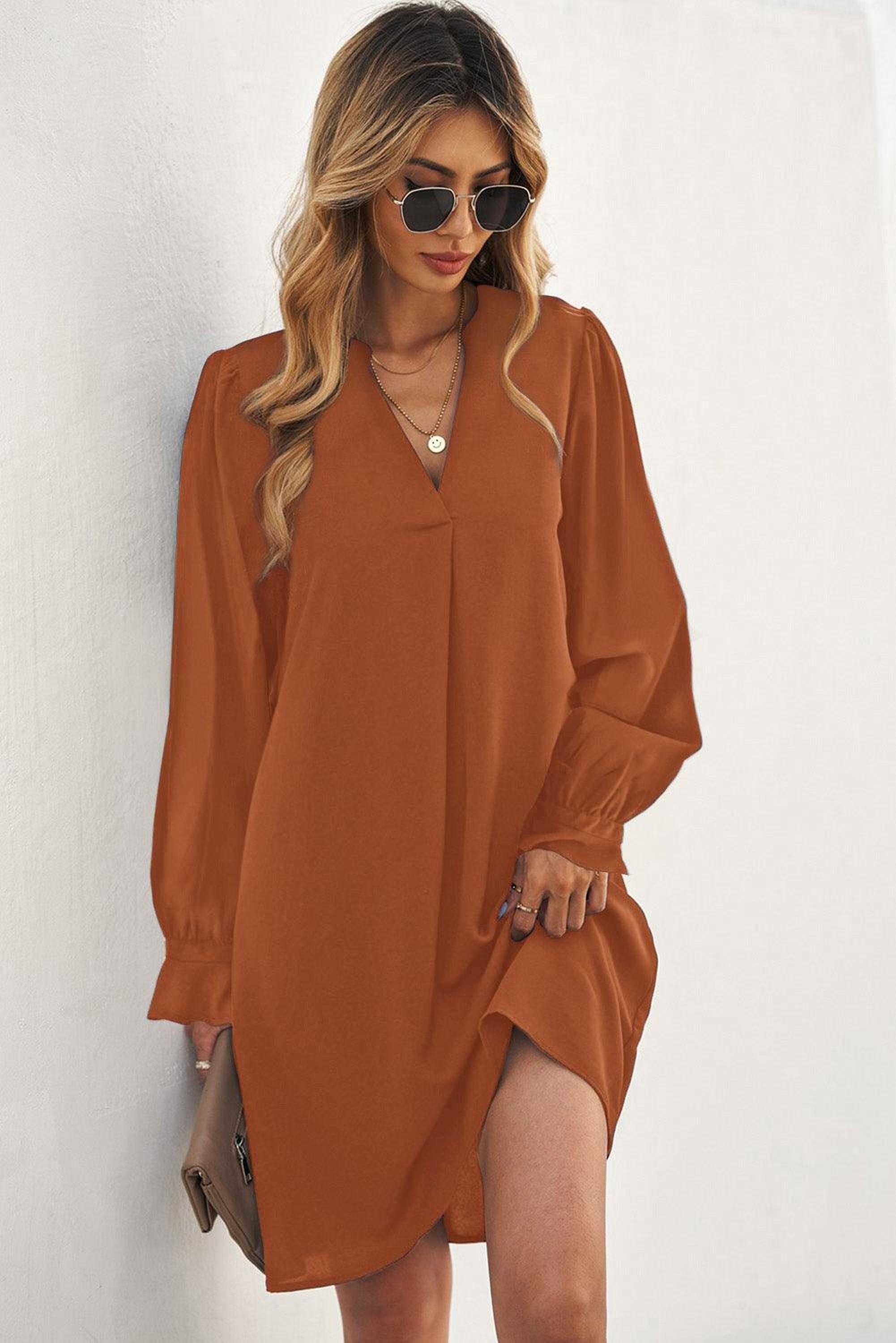Mini-robe élégante à col V profond avec manches à volants