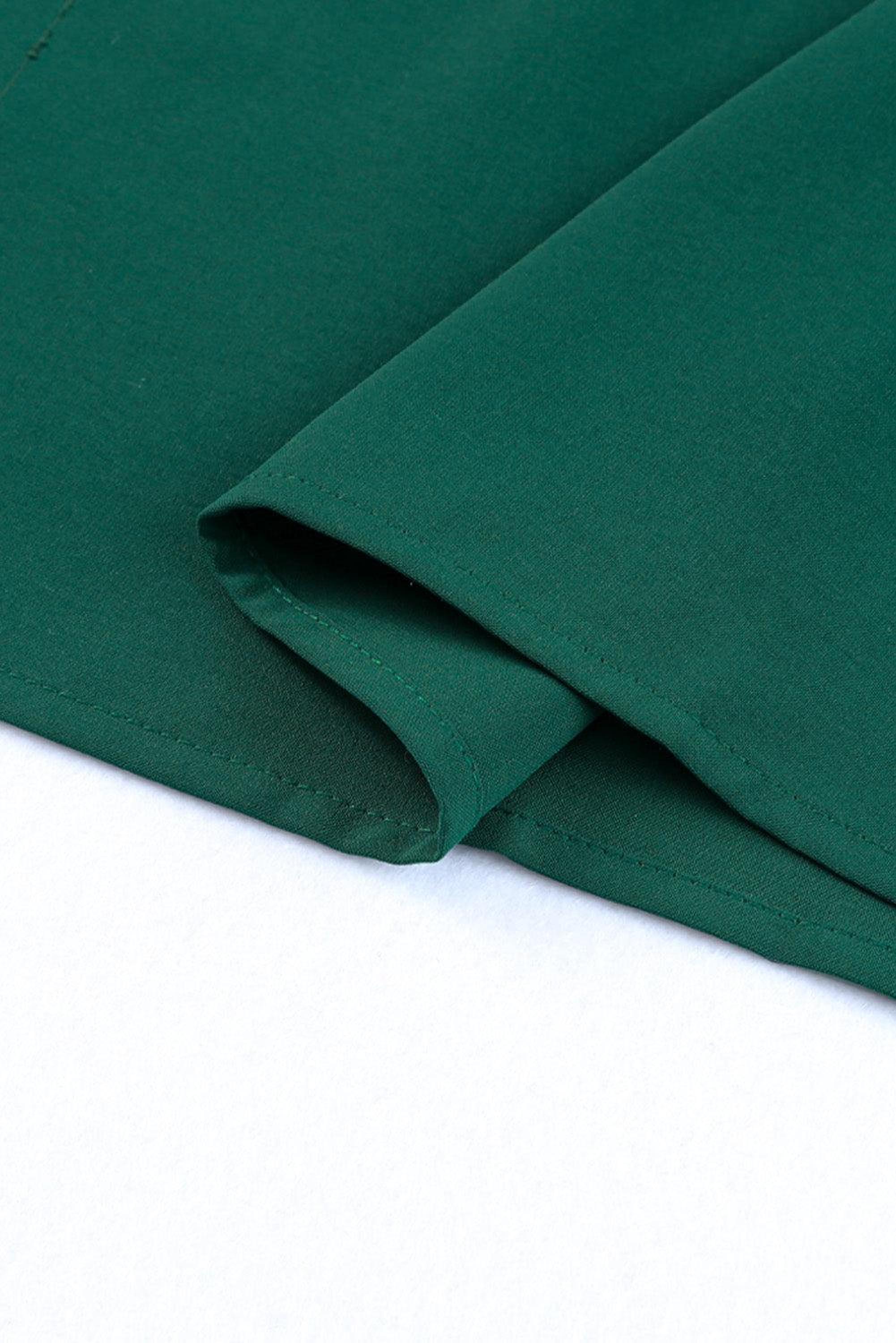 Mini-robe élégante à col V profond avec manches à volants