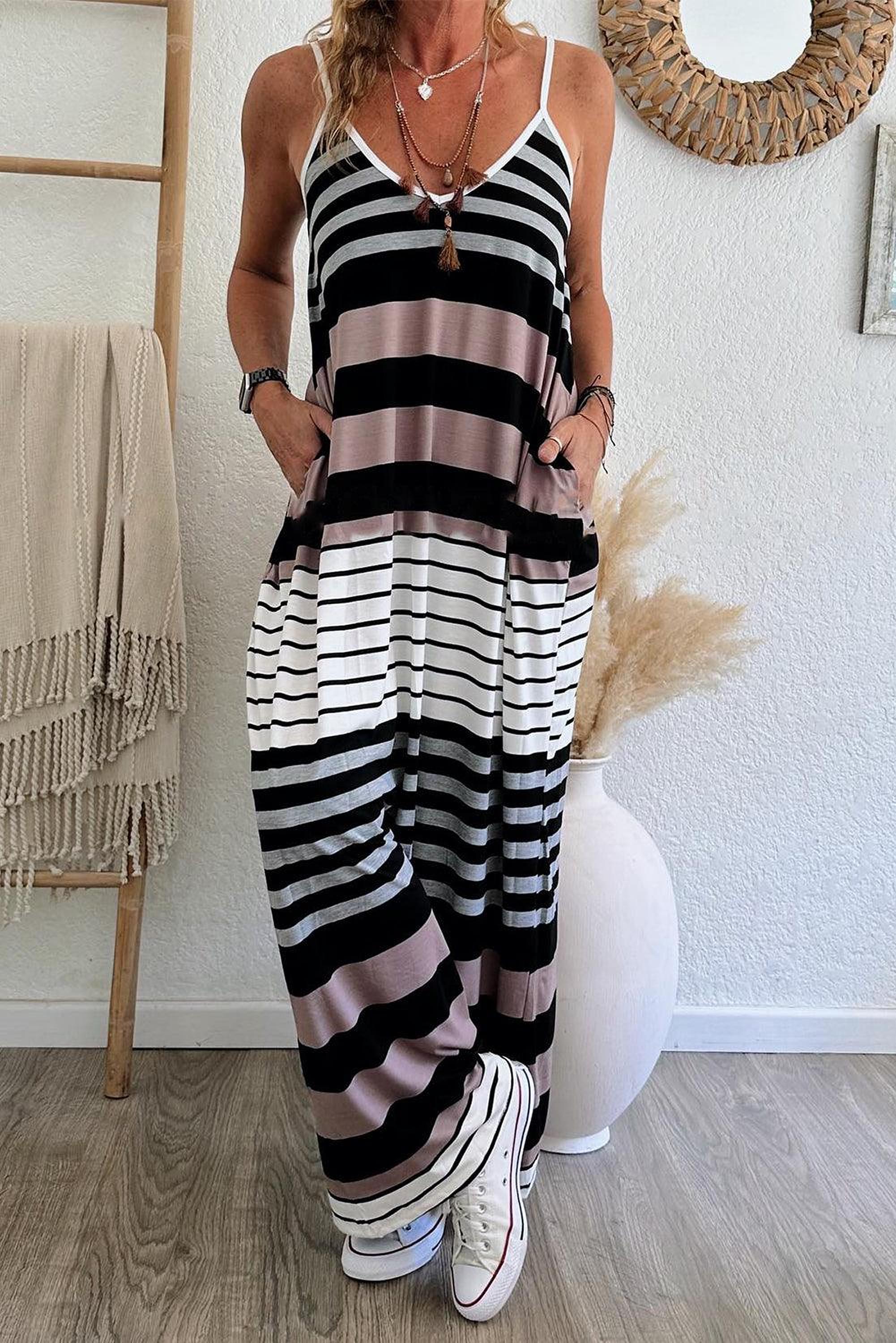 Maxi-robe rayée avec fines bretelles, parfaite pour un look d'été élégant