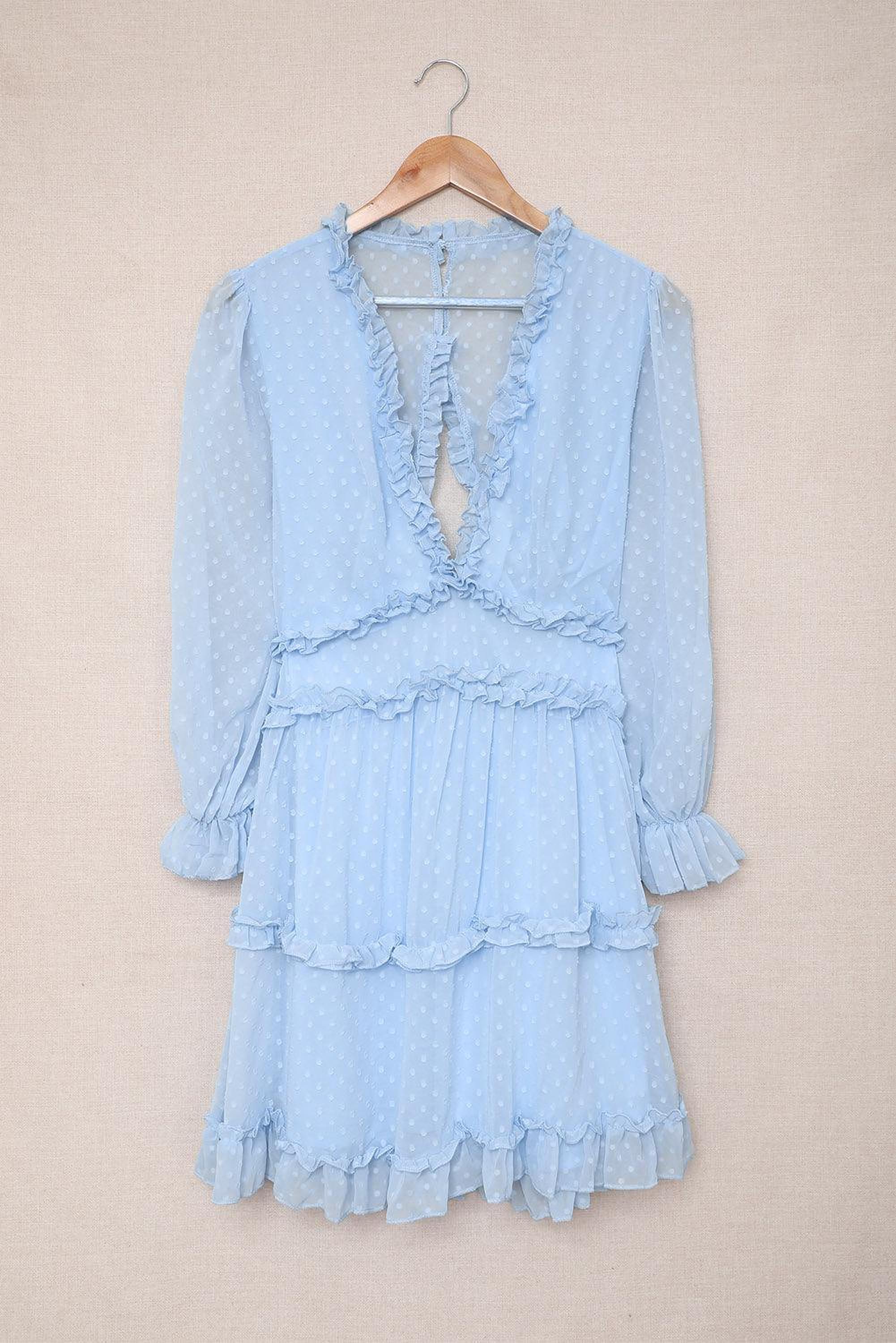 Robe à volants superposés avec dos nu