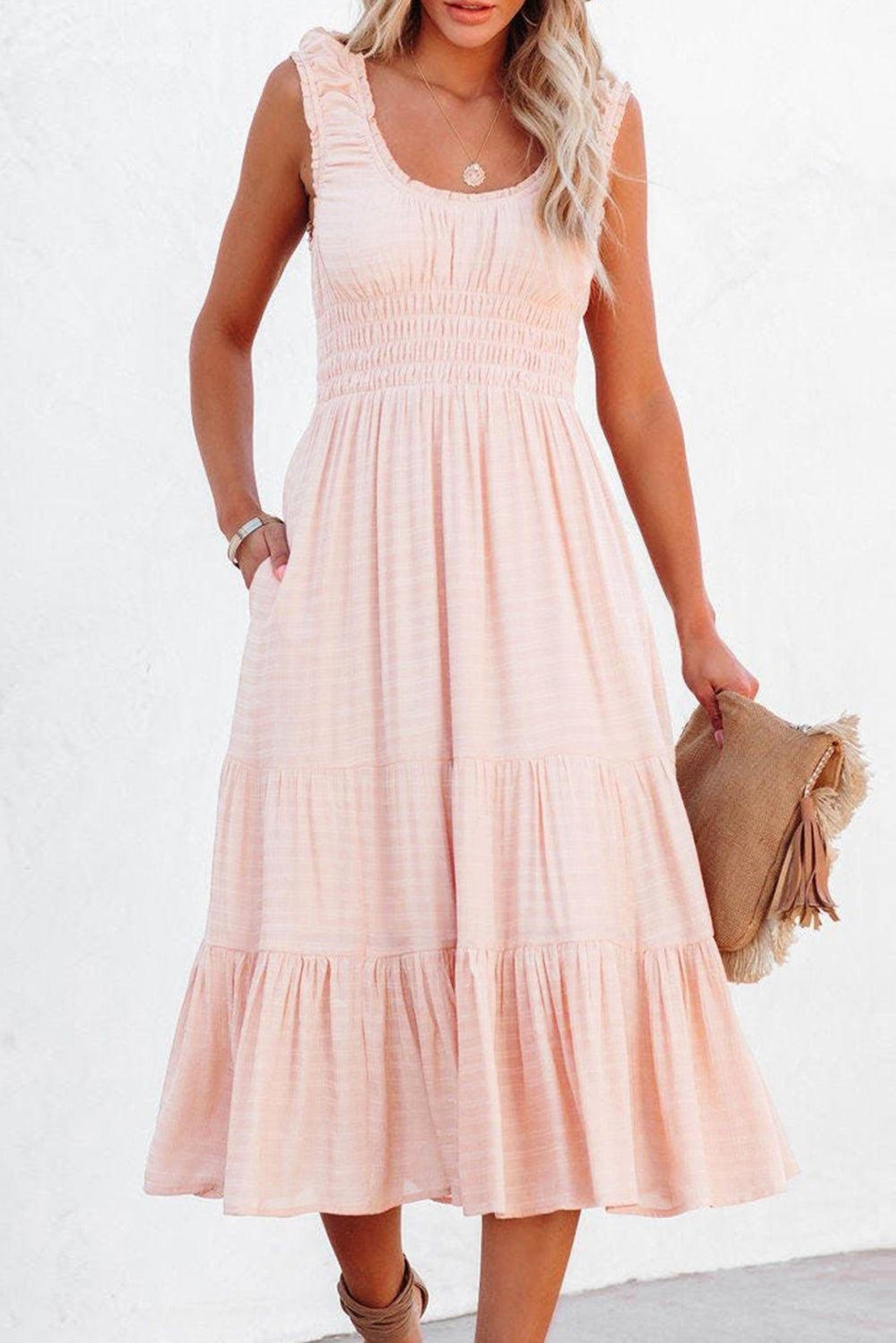 Robe midi avec smocks pour un style chic