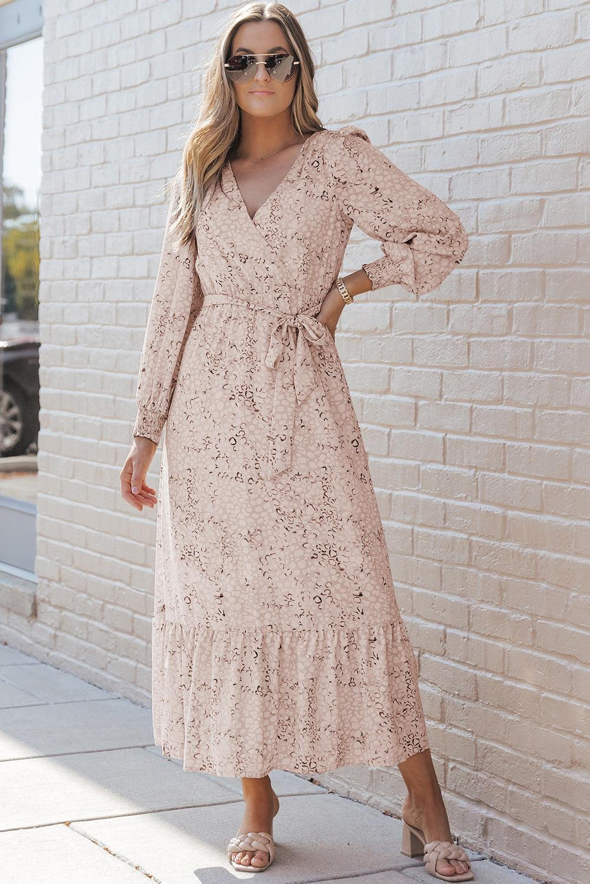 Robe maxi léopard élégante avec ceinture et manches bouffantes
