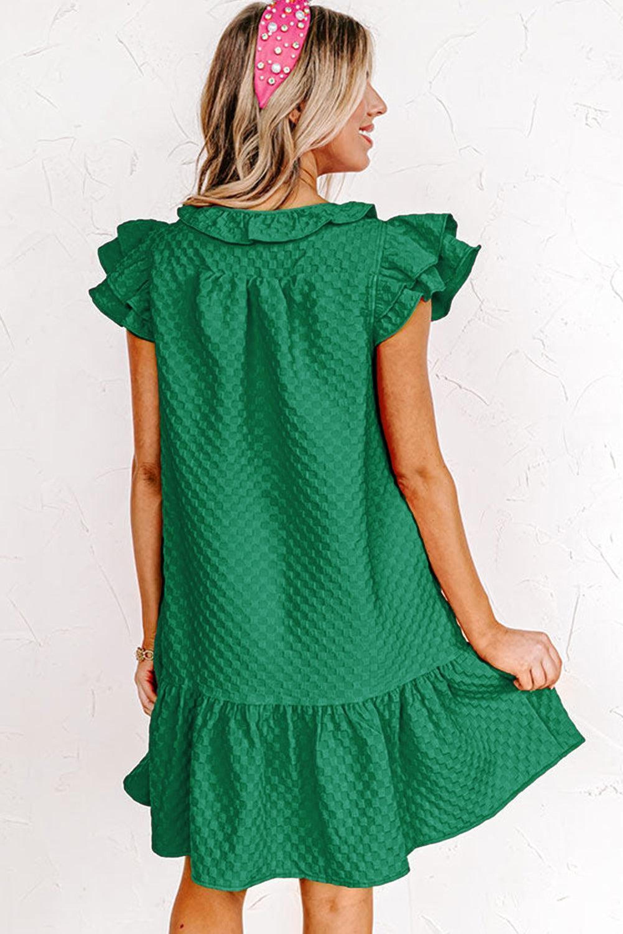 Robe shift élégante avec manches papillon légères