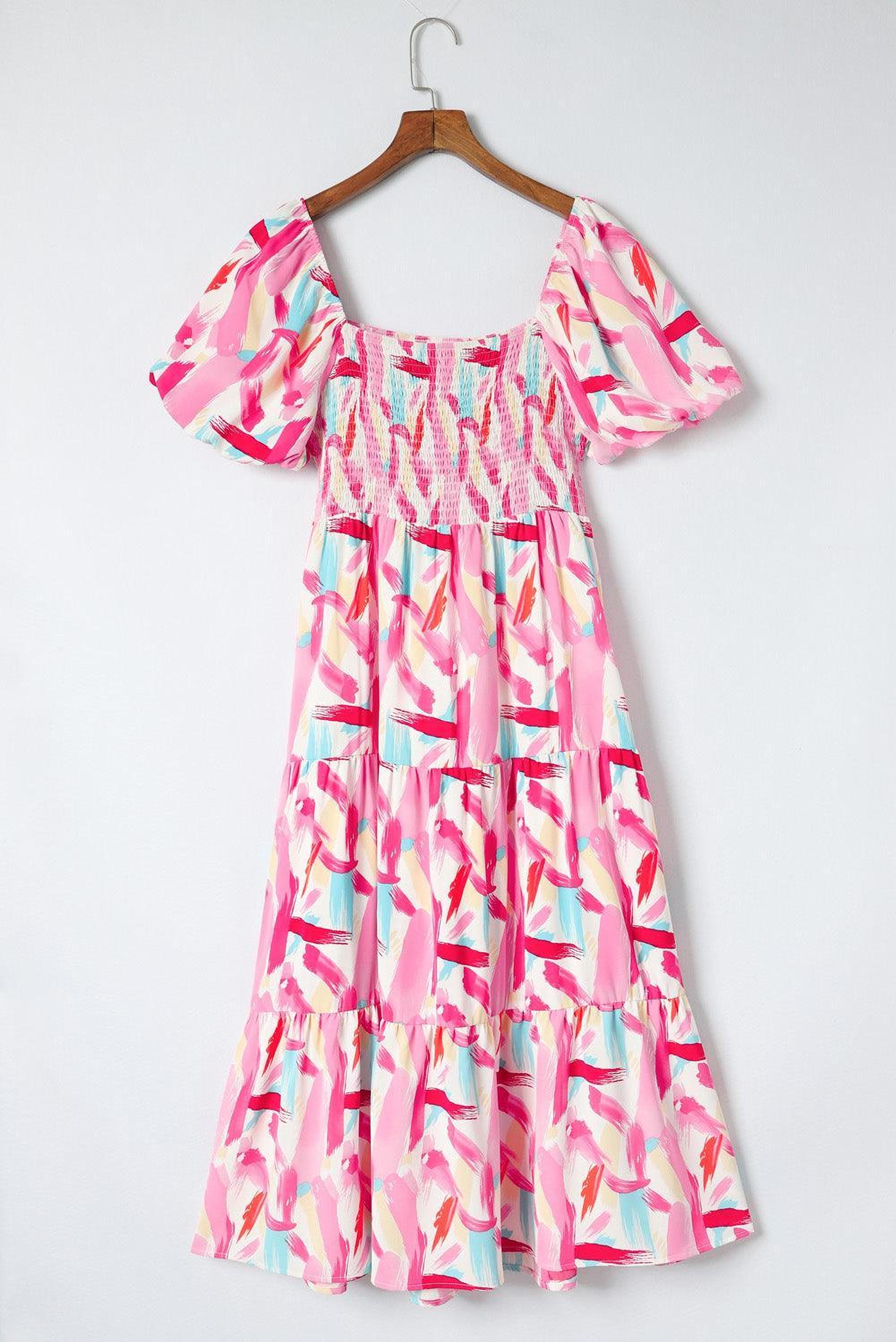 Robe à volants rayée et smockée, élégante et distincte