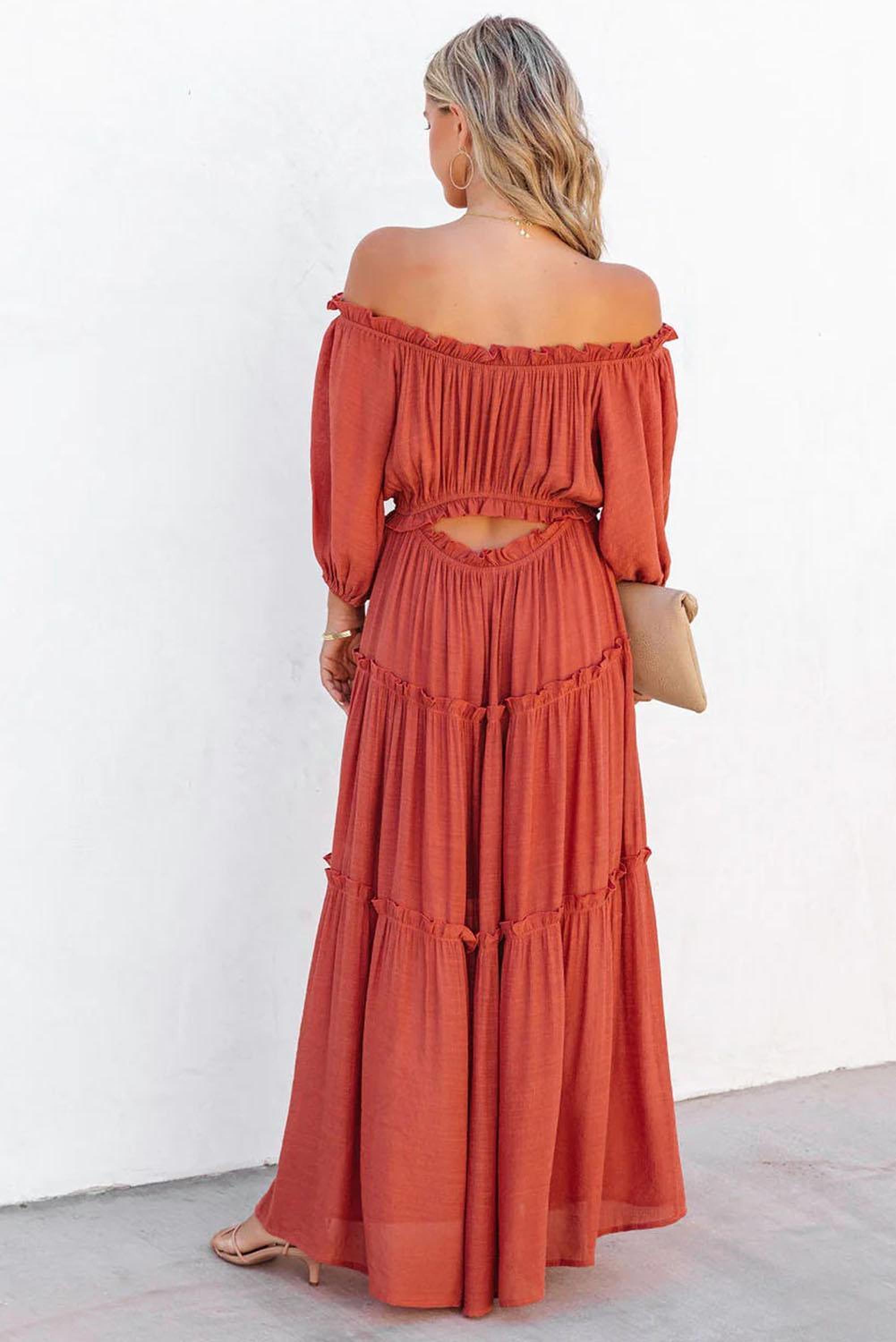 Robe maxi élégante sans épaules avec des manches ballon