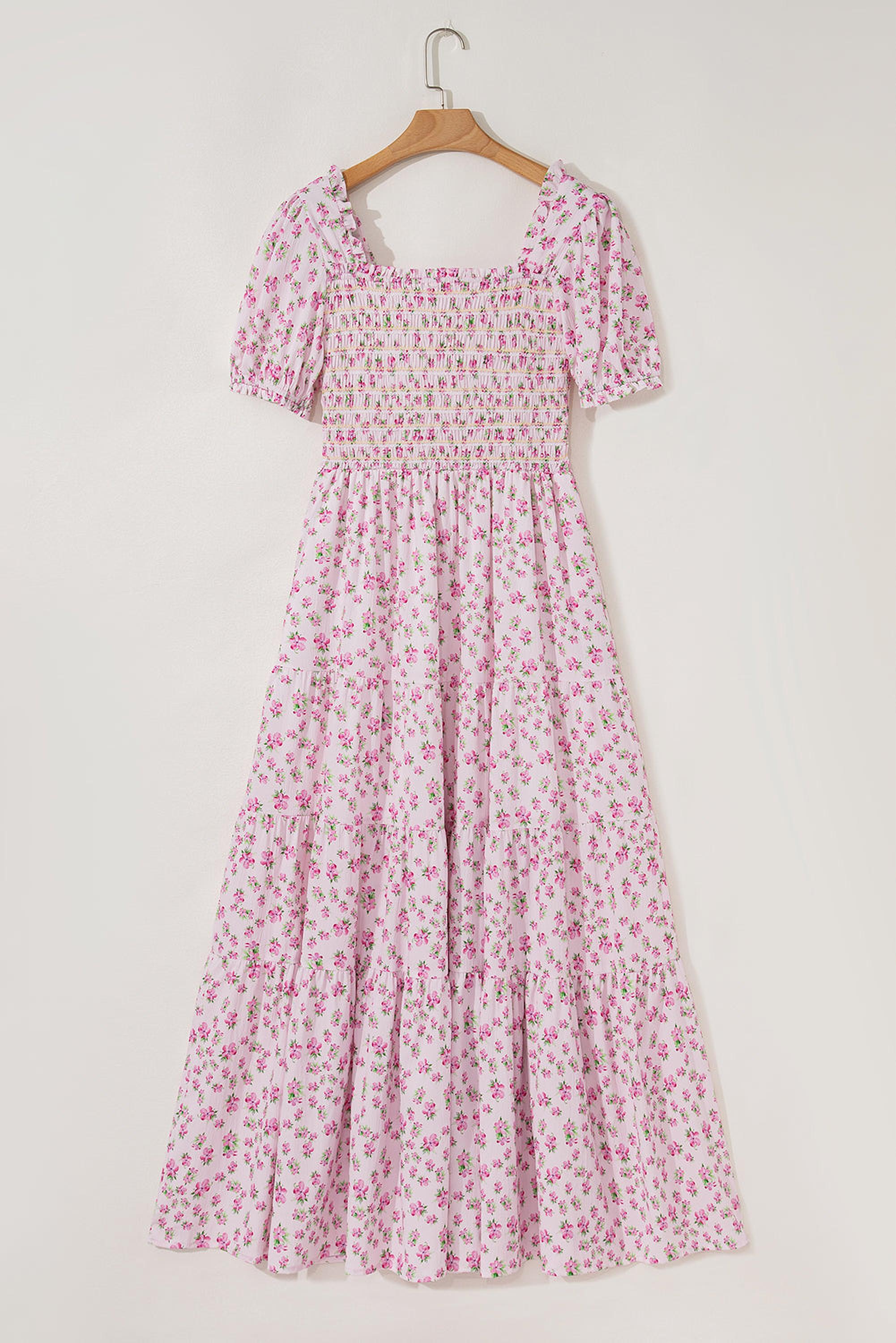 Robe maxi fleurie blanche à volants et corsage froncé