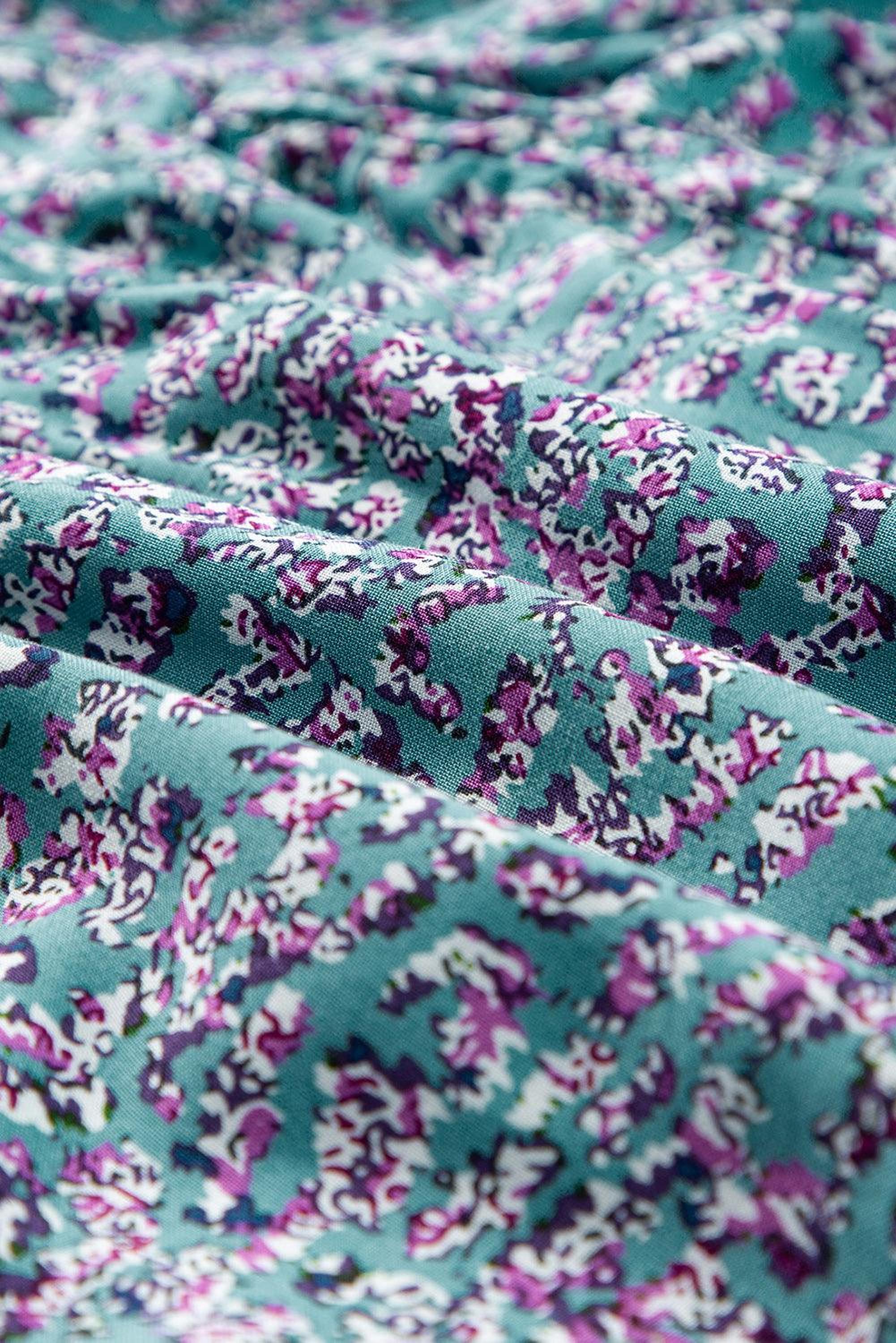 Robe maxi élégante à col en V avec imprimé floral