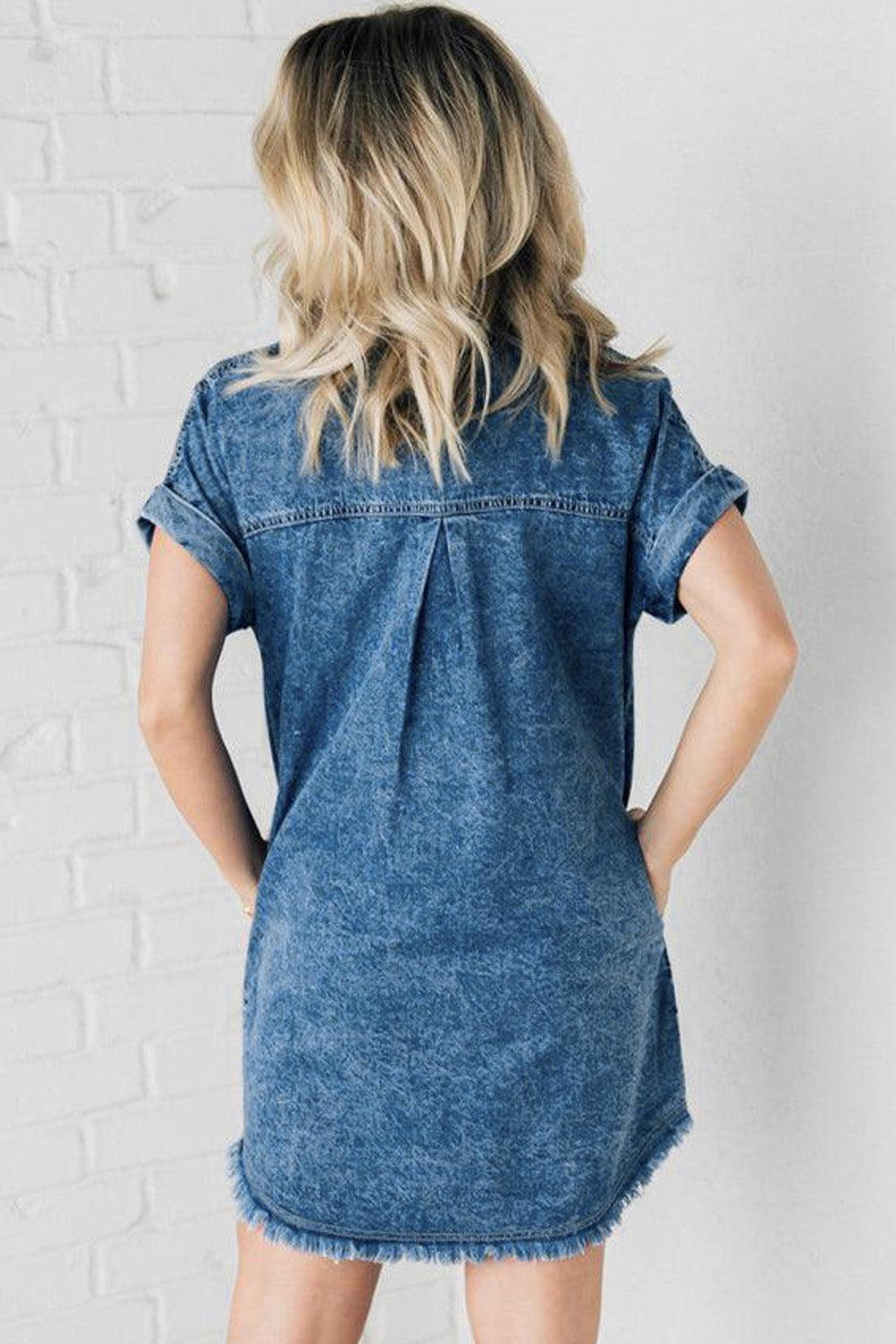 Robe en denim lavé minéral avec franges décontractées