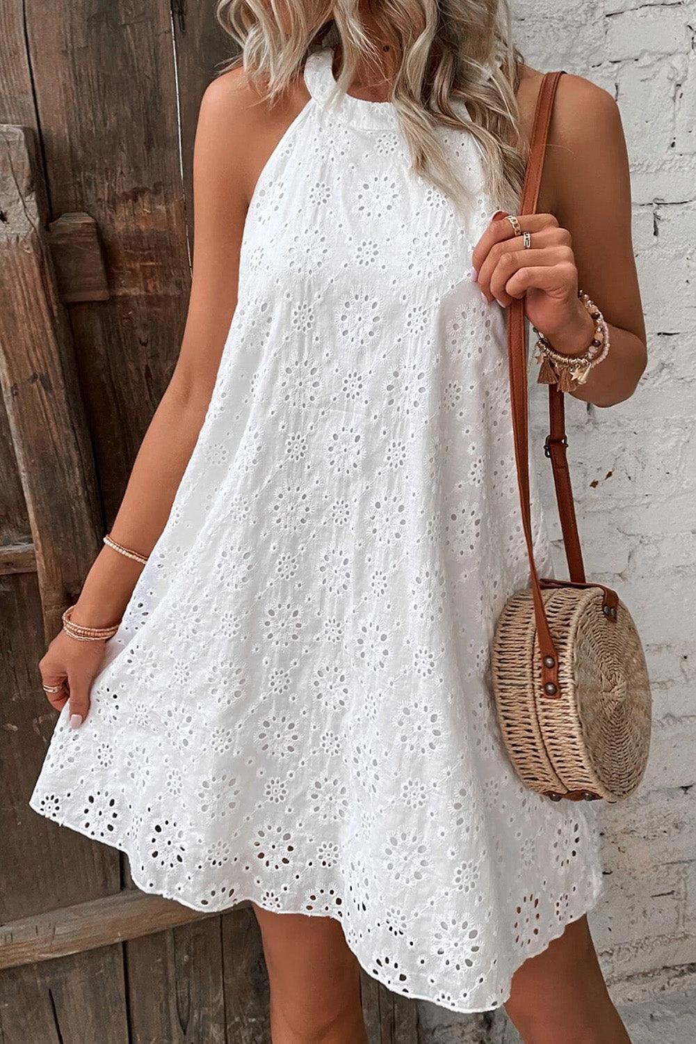 Robe bohème avec un motif d'œillets, style halter sans manches
