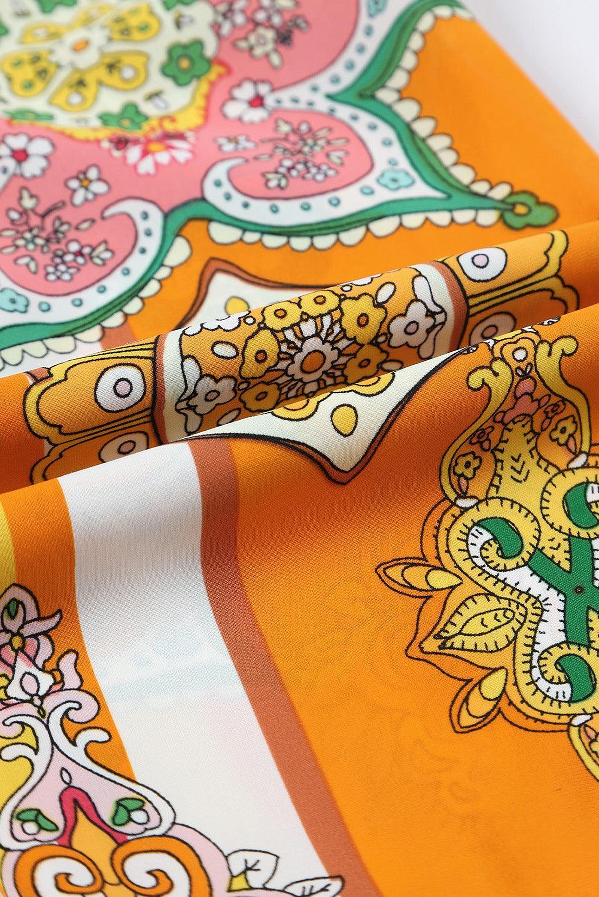 Robe boho à imprimé géométrique avec décolleté en V