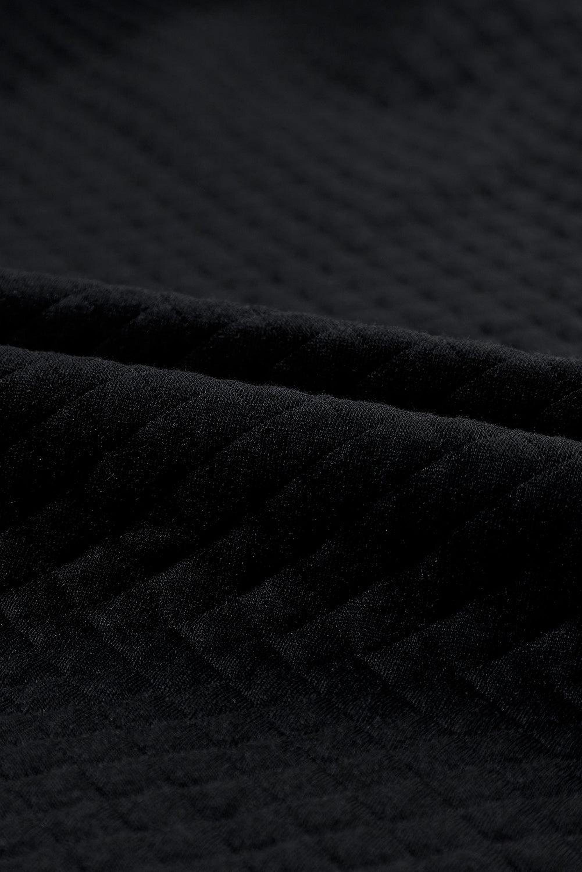 Robe matelassée à capuche avec poche à cordon pour un confort chic