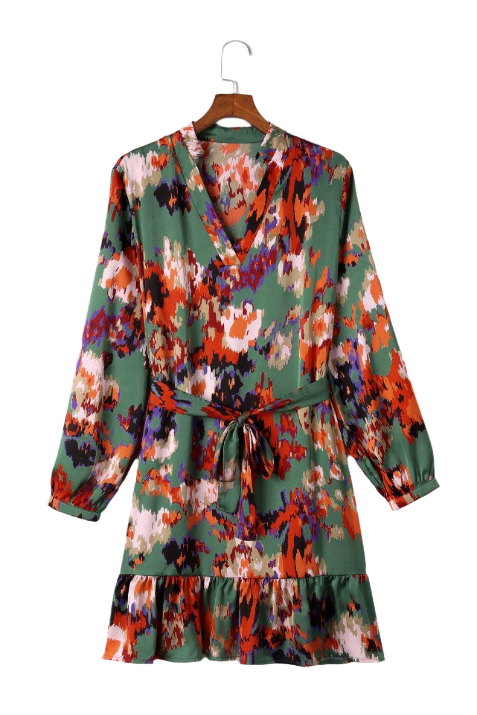 Mini-robe colorée avec des volants élégants