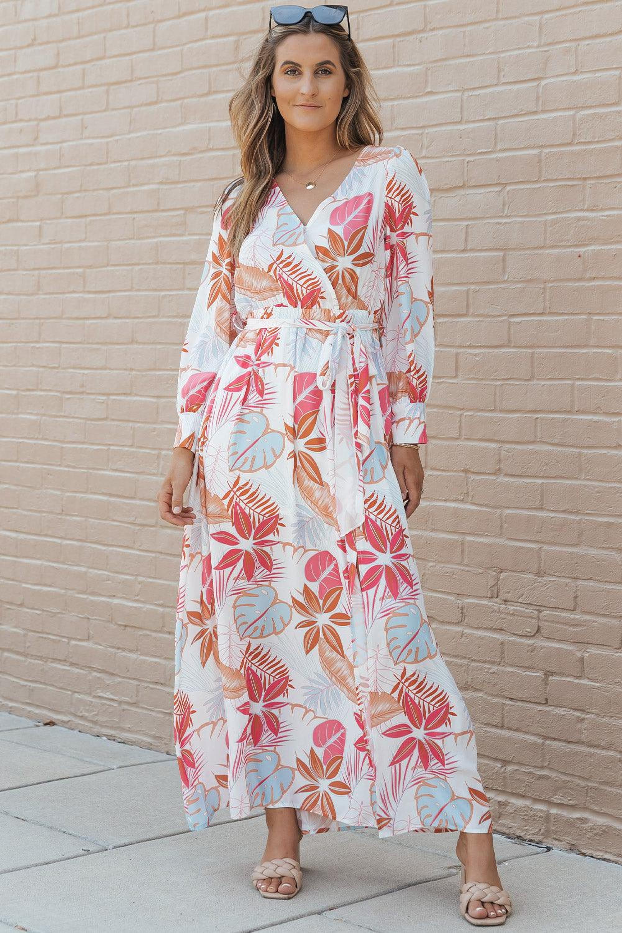 Robe longue et élégante avec un motif tropical pour une allure estivale