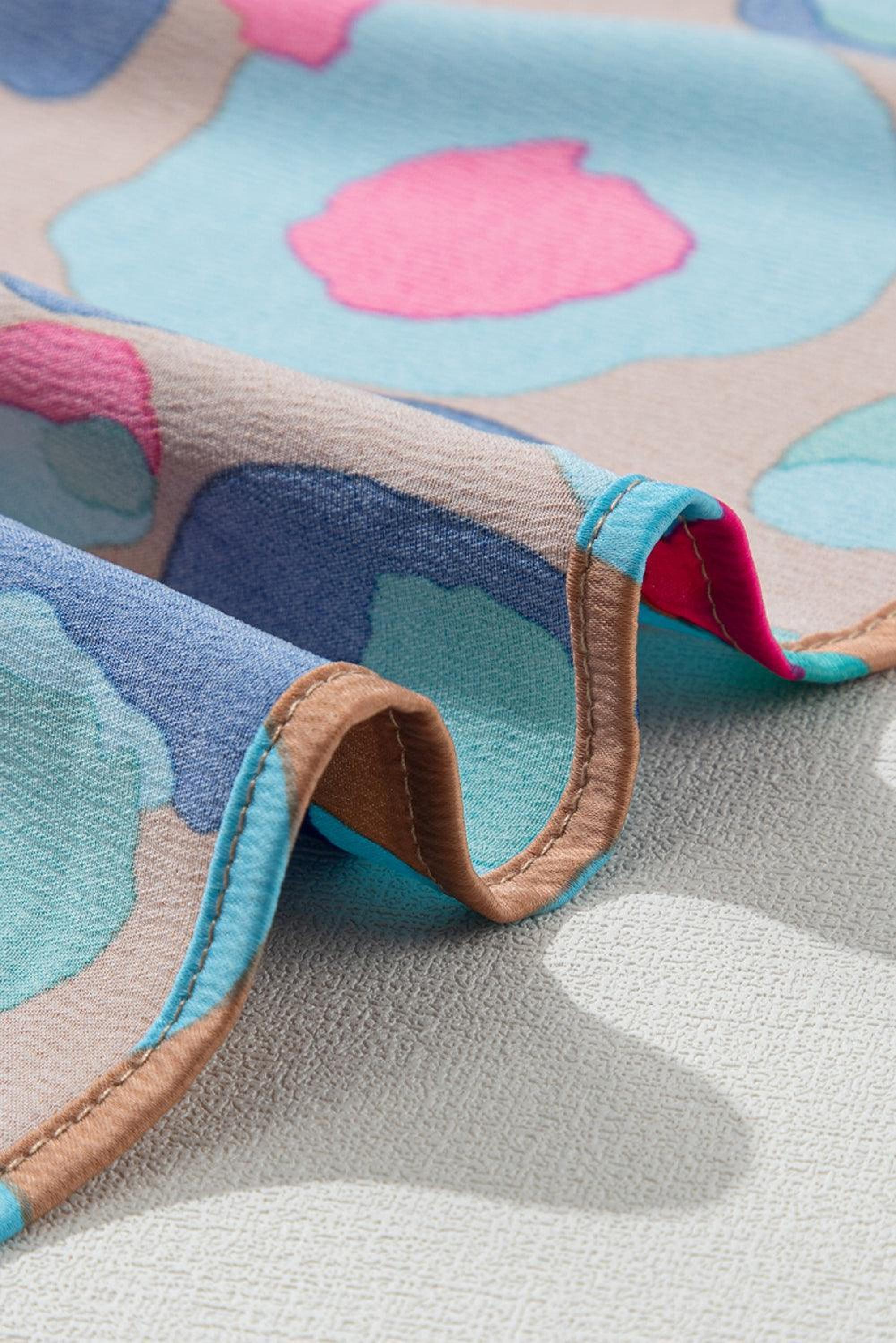 Robe imprimée léopard avec volants et col fendu élégante pour femmes