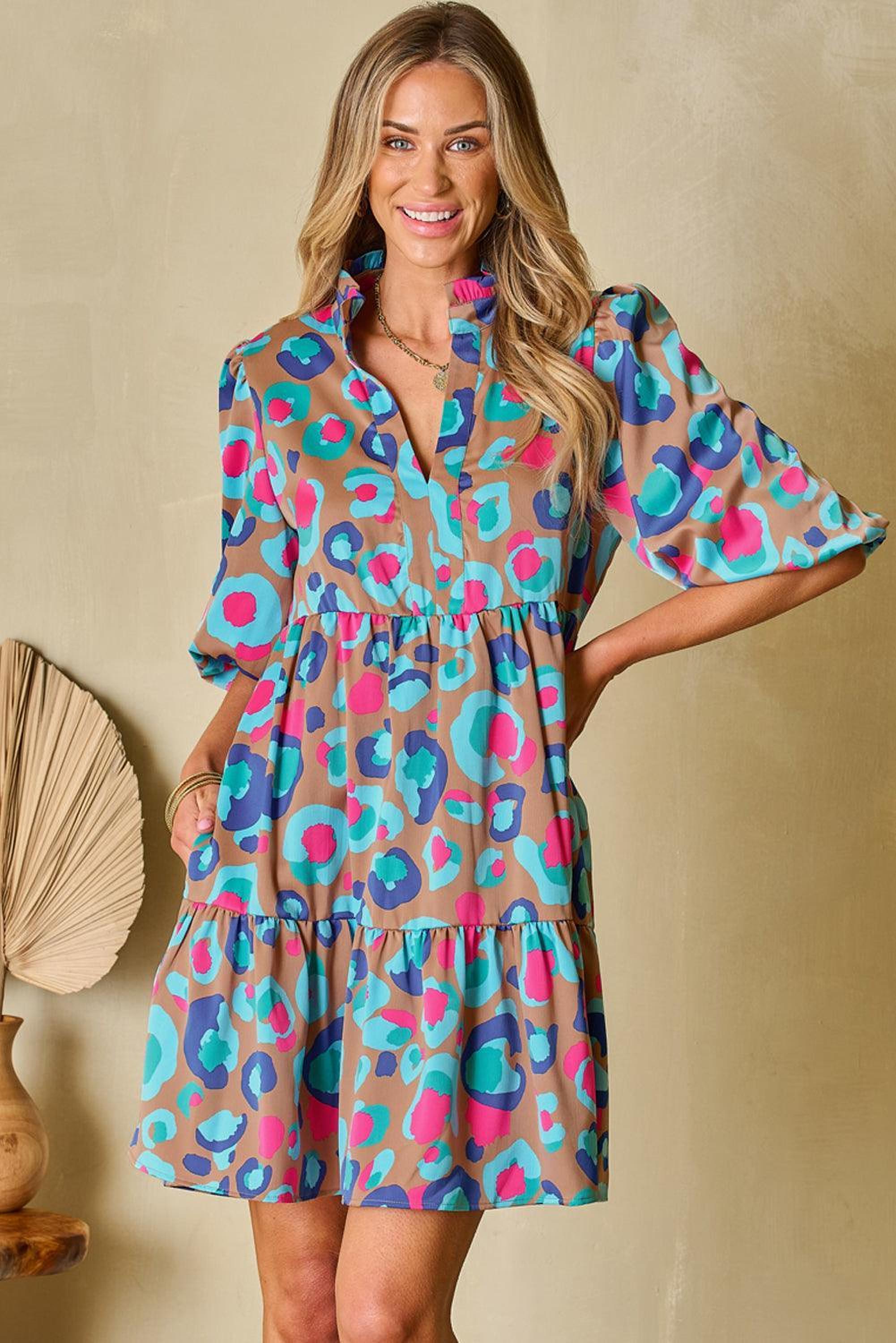 Robe imprimée léopard avec volants et col fendu élégante pour femmes