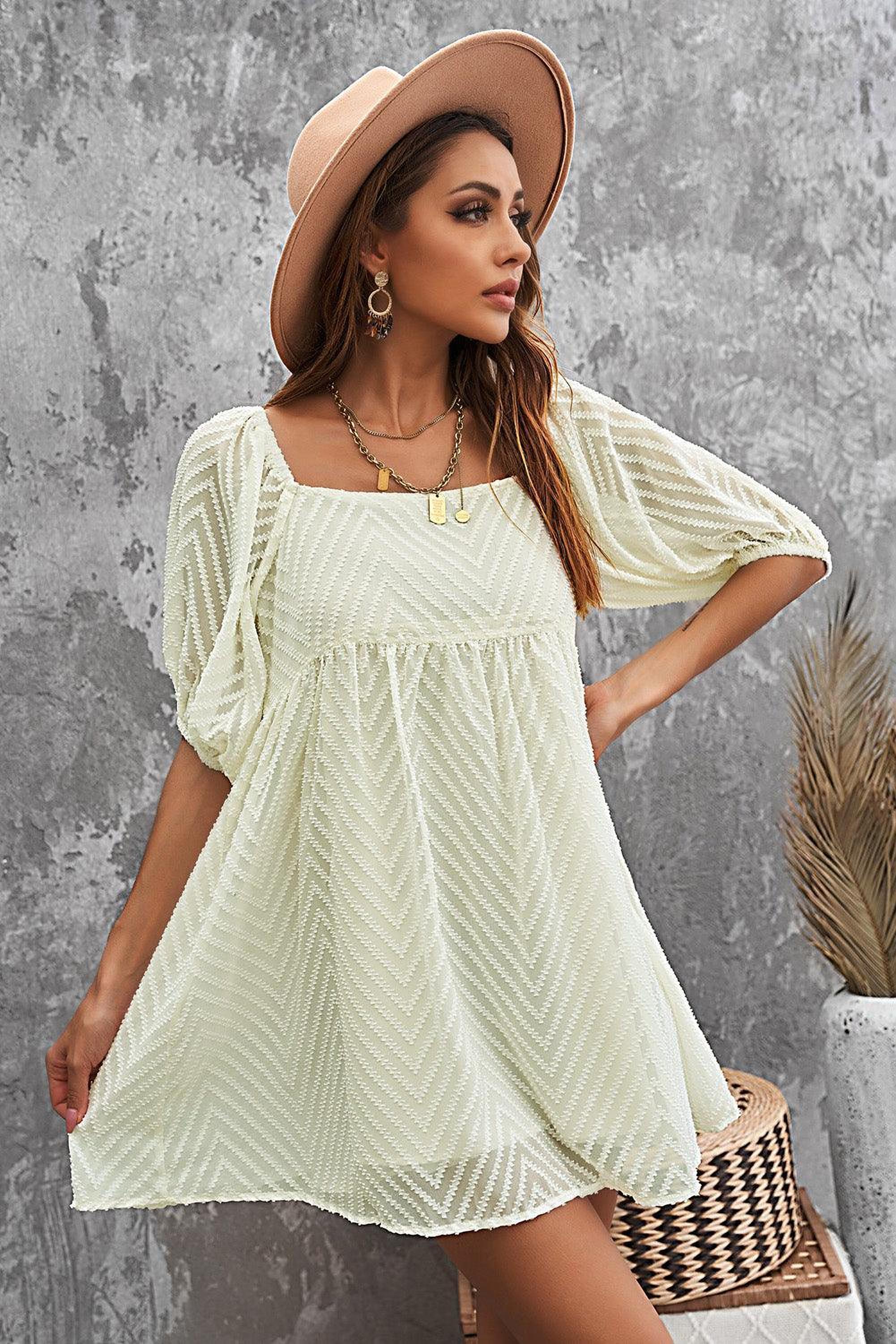 Mini robe style babydoll avec manches bouffantes