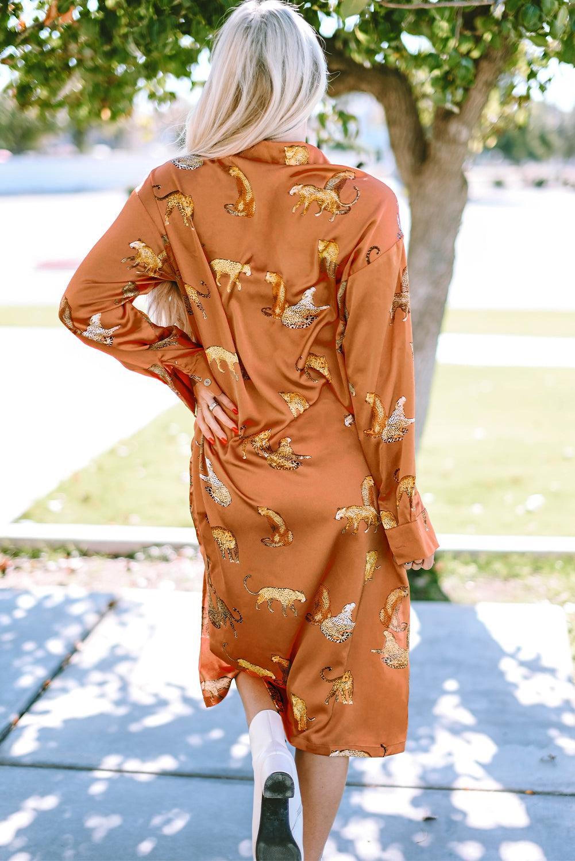 Robe-chemise à boutons avec imprimé léopard élégant