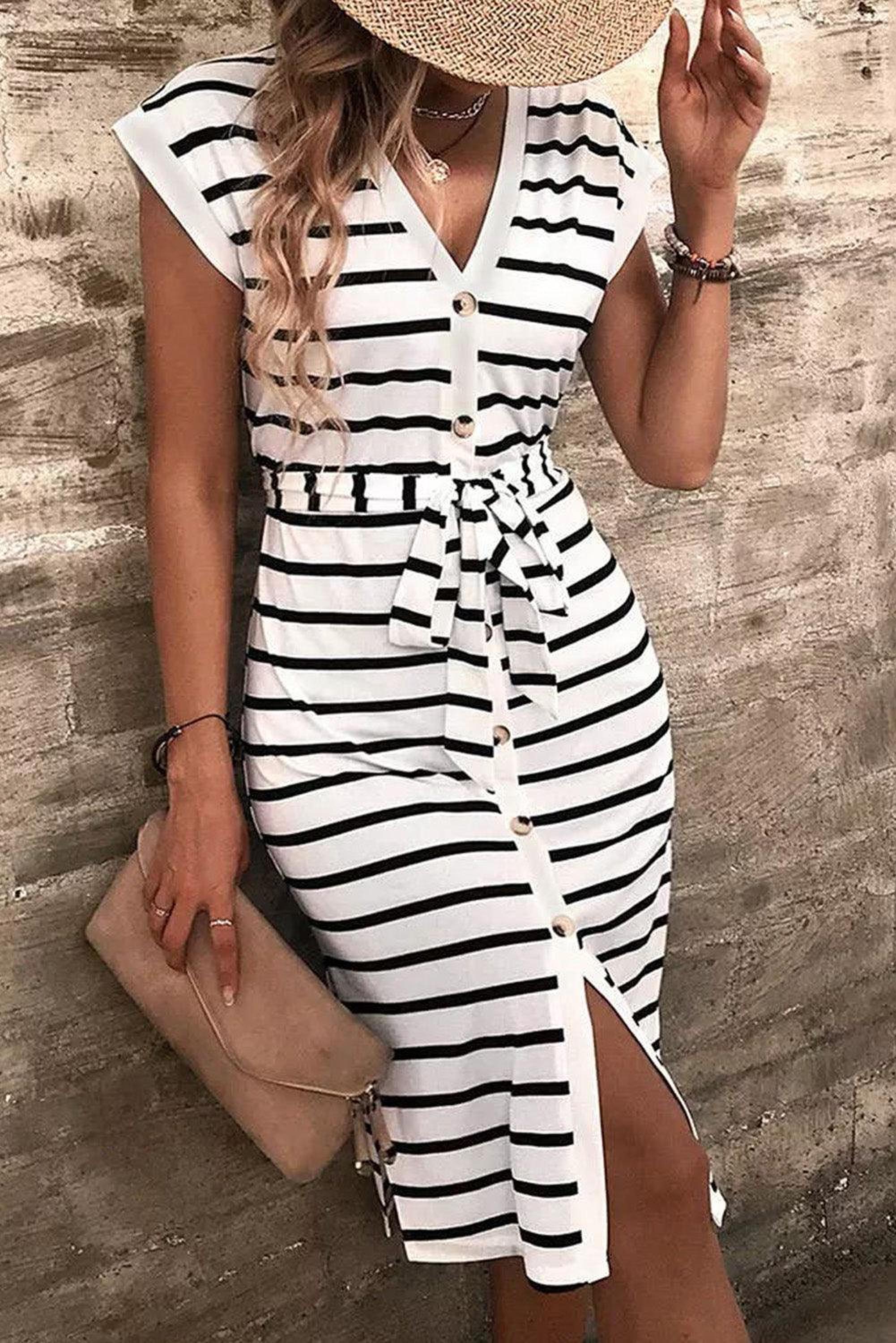 Robe midi à rayures avec bouton et fente